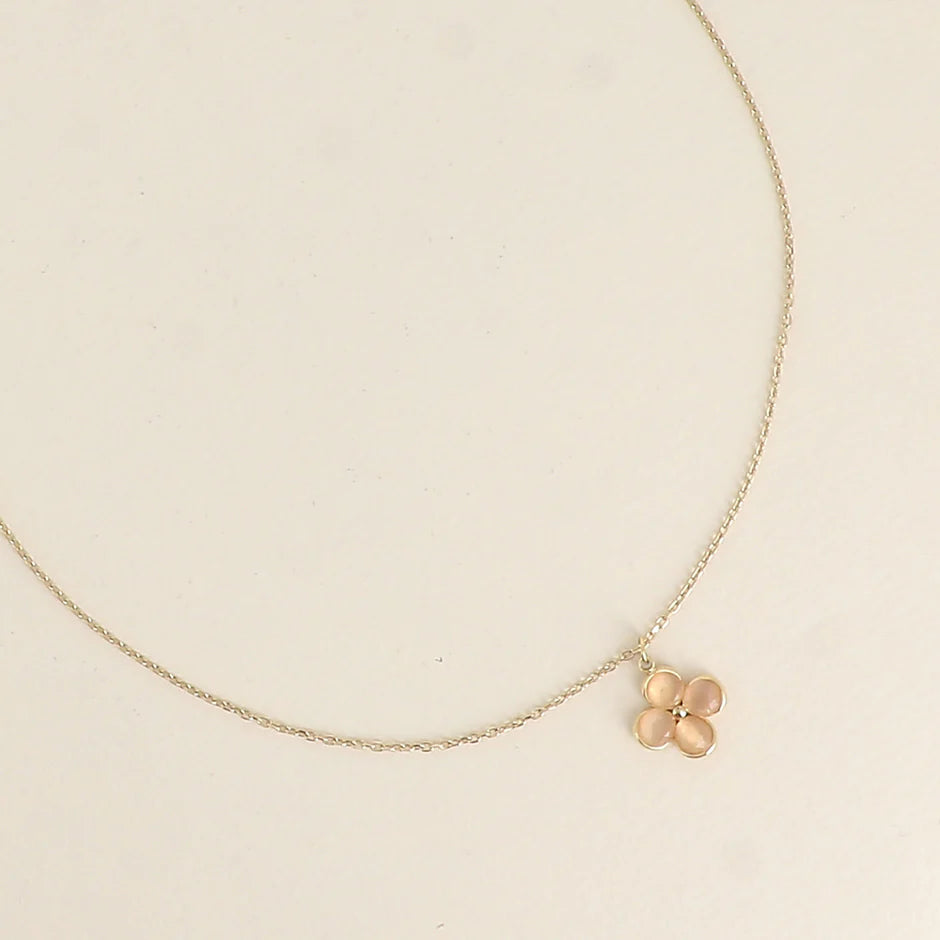 Collier Lina – Trèfle Œil de Chat