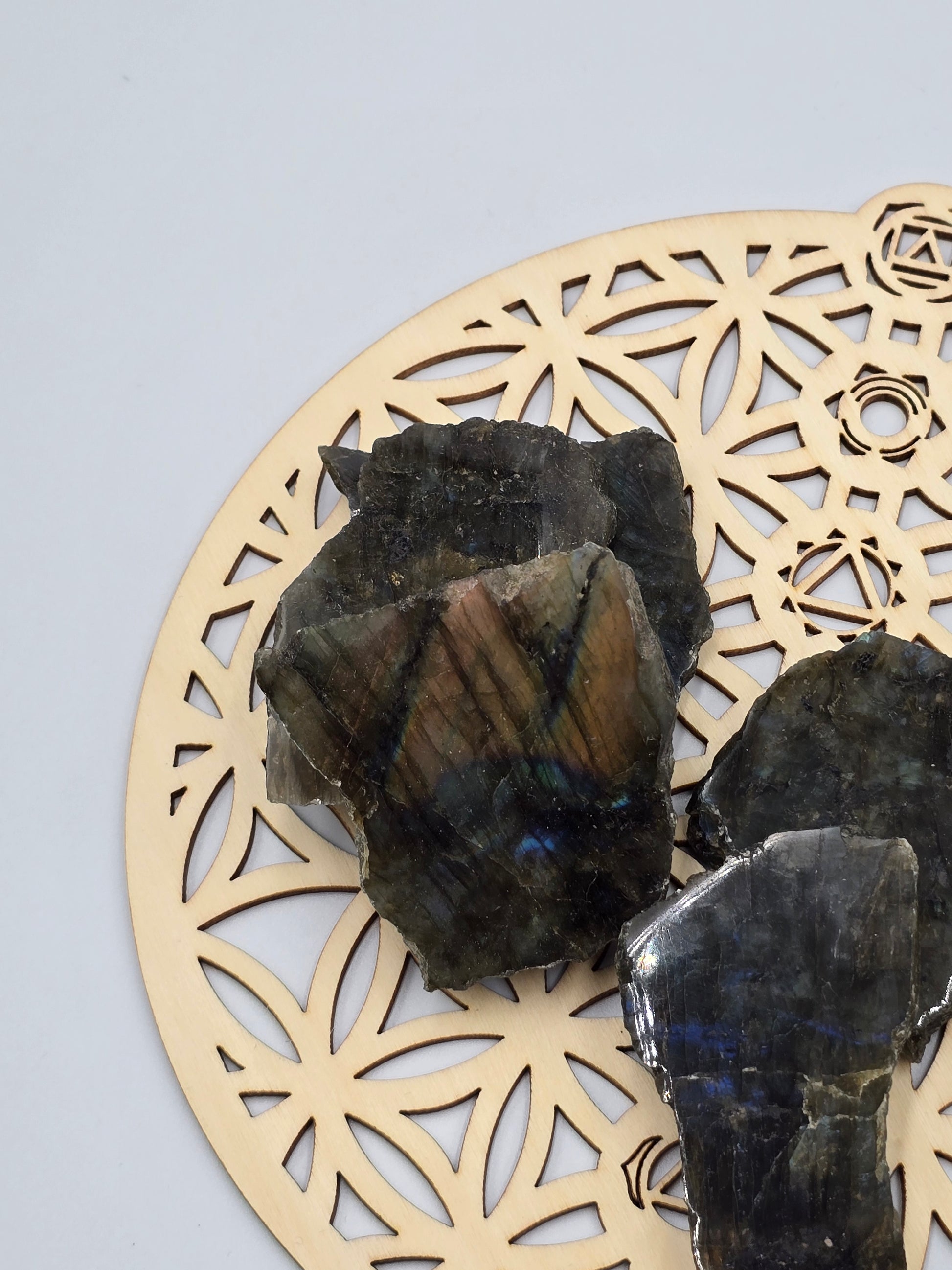 Labradorite Brute Polie AAA - Pierre Naturelle 5-7 cm