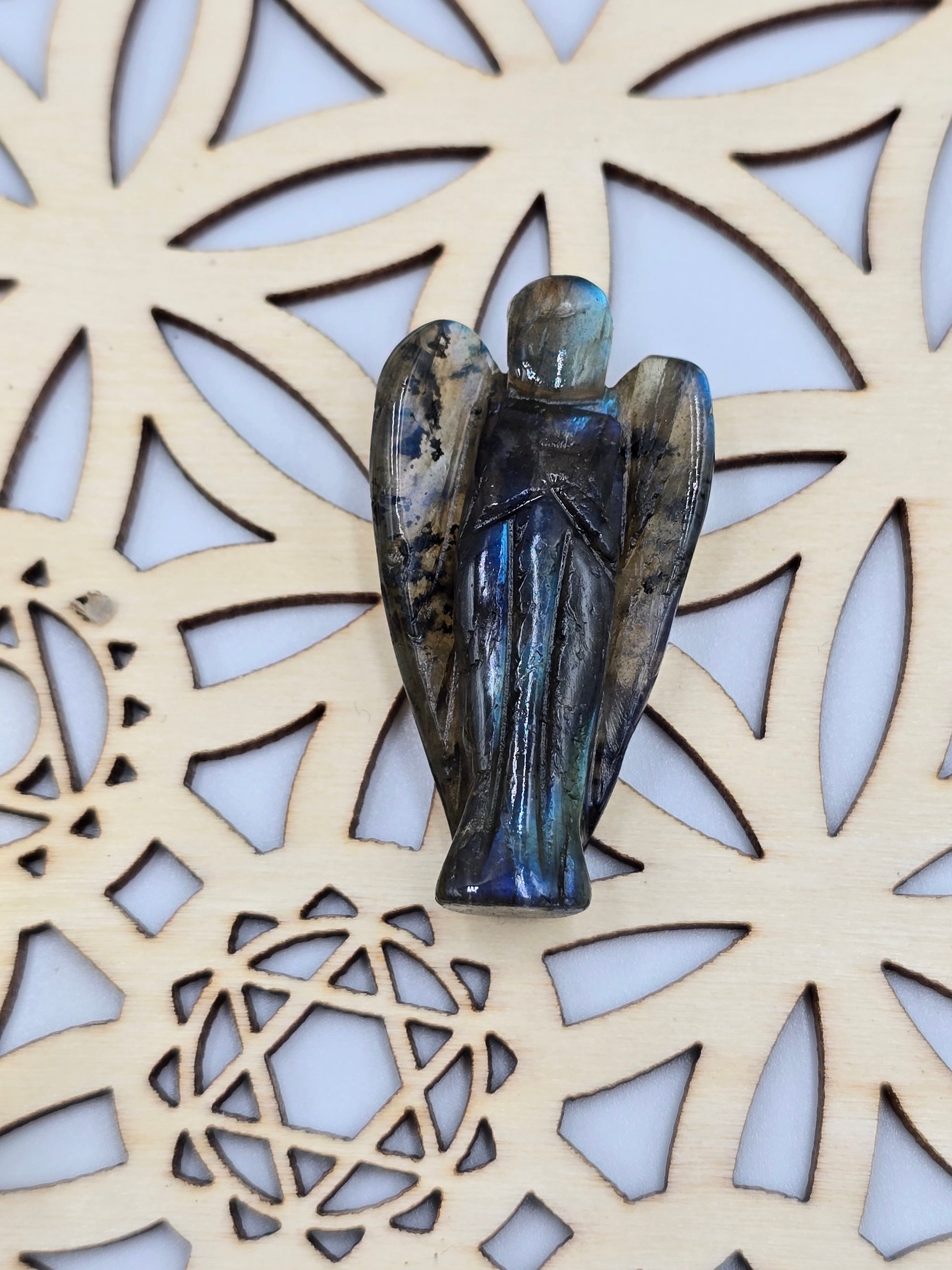 Ange en Pierre Naturelle - Fluorite ou Labradorite - Qualité Extra 40-50 mm