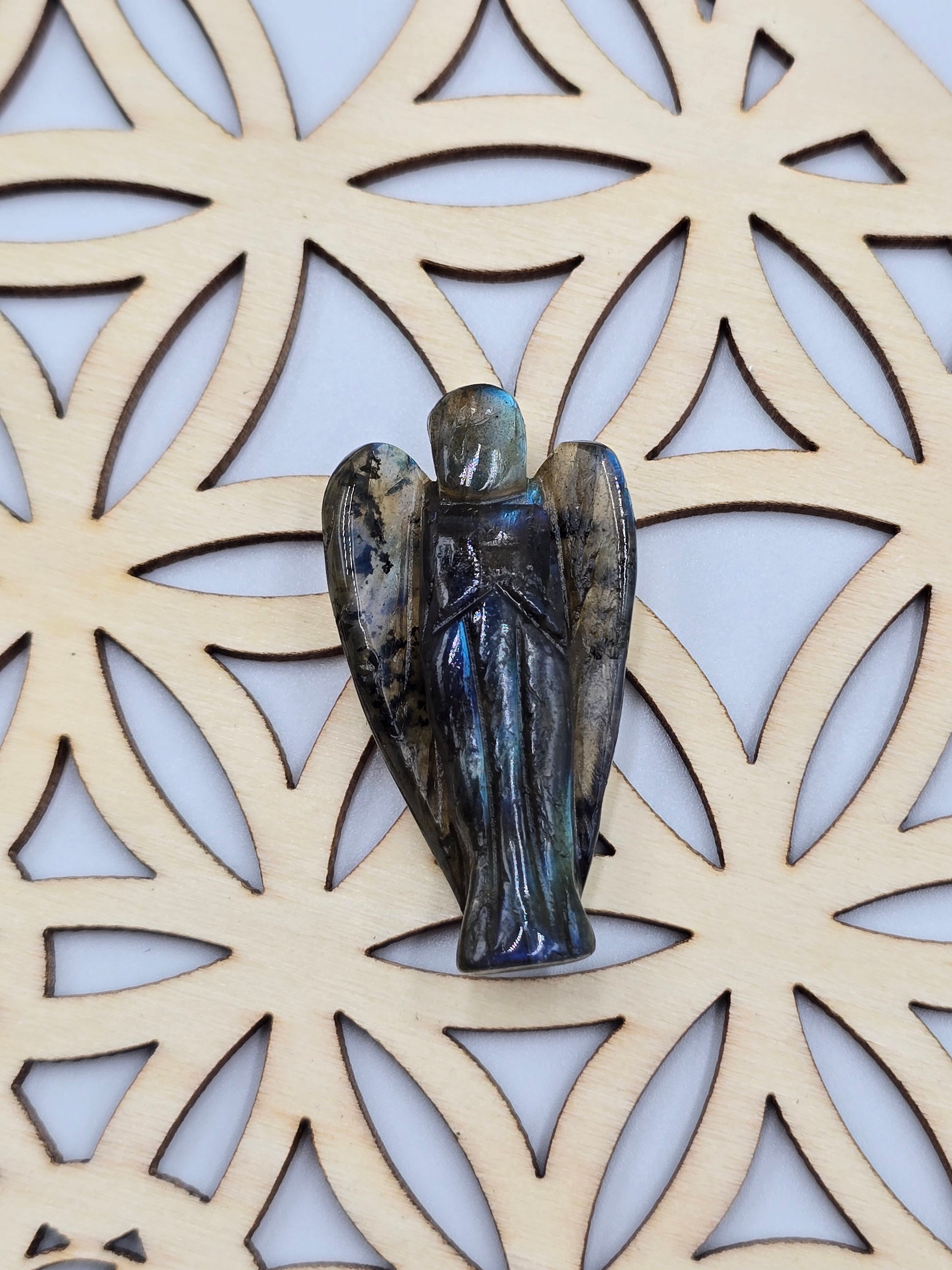 Ange en Pierre Naturelle - Fluorite ou Labradorite - Qualité Extra 40-50 mm