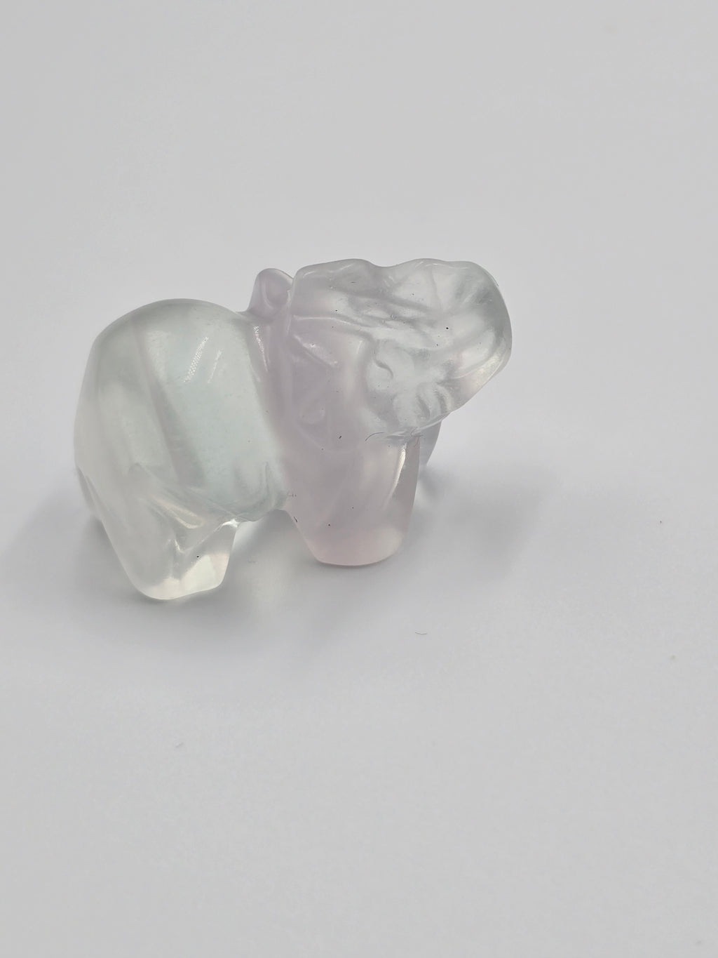 Éléphant en Pierre Naturelle - Cristal de Roche ou Fluorite - 40-50 mm