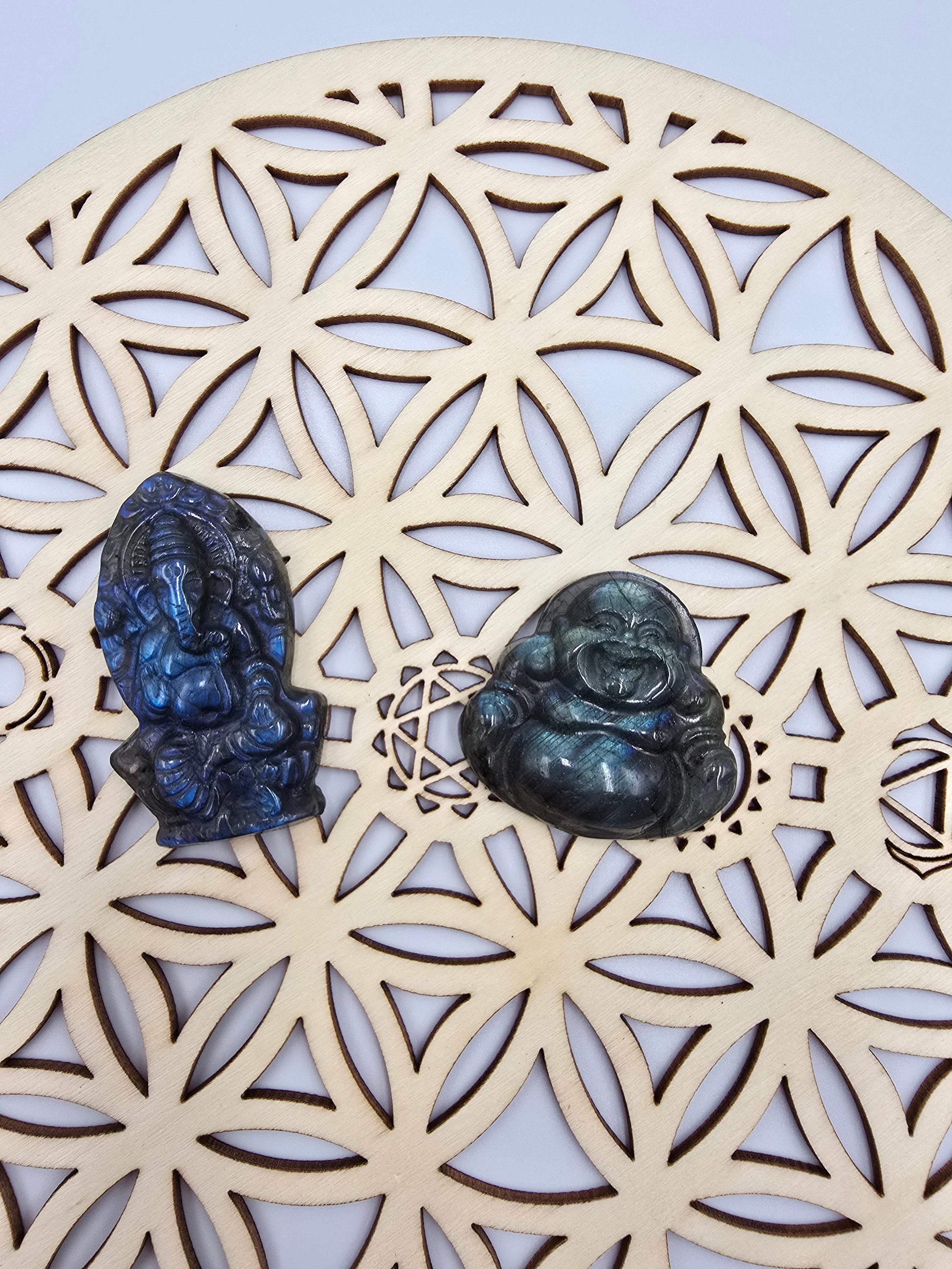 Bouddha ou Ganesh en Labradorite - Qualité Extra - 35-50 mm