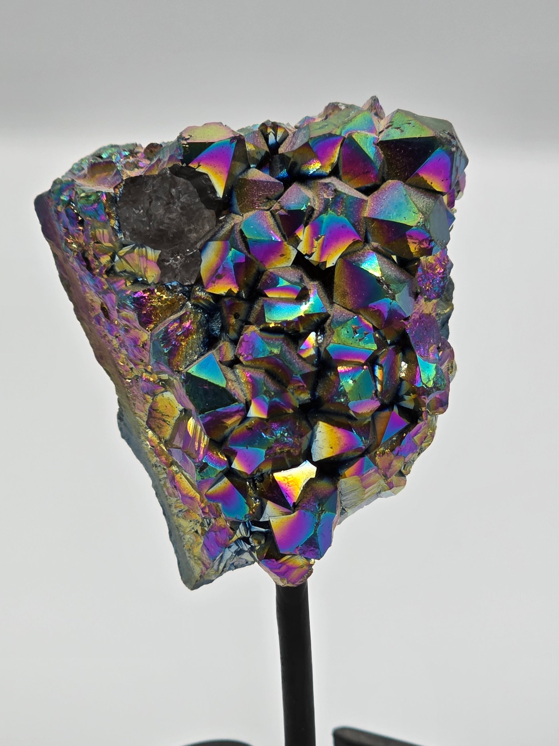 Druze Améthyste & Quartz Aura Perlé sur Présentoir - Qualité Extra 14 cm