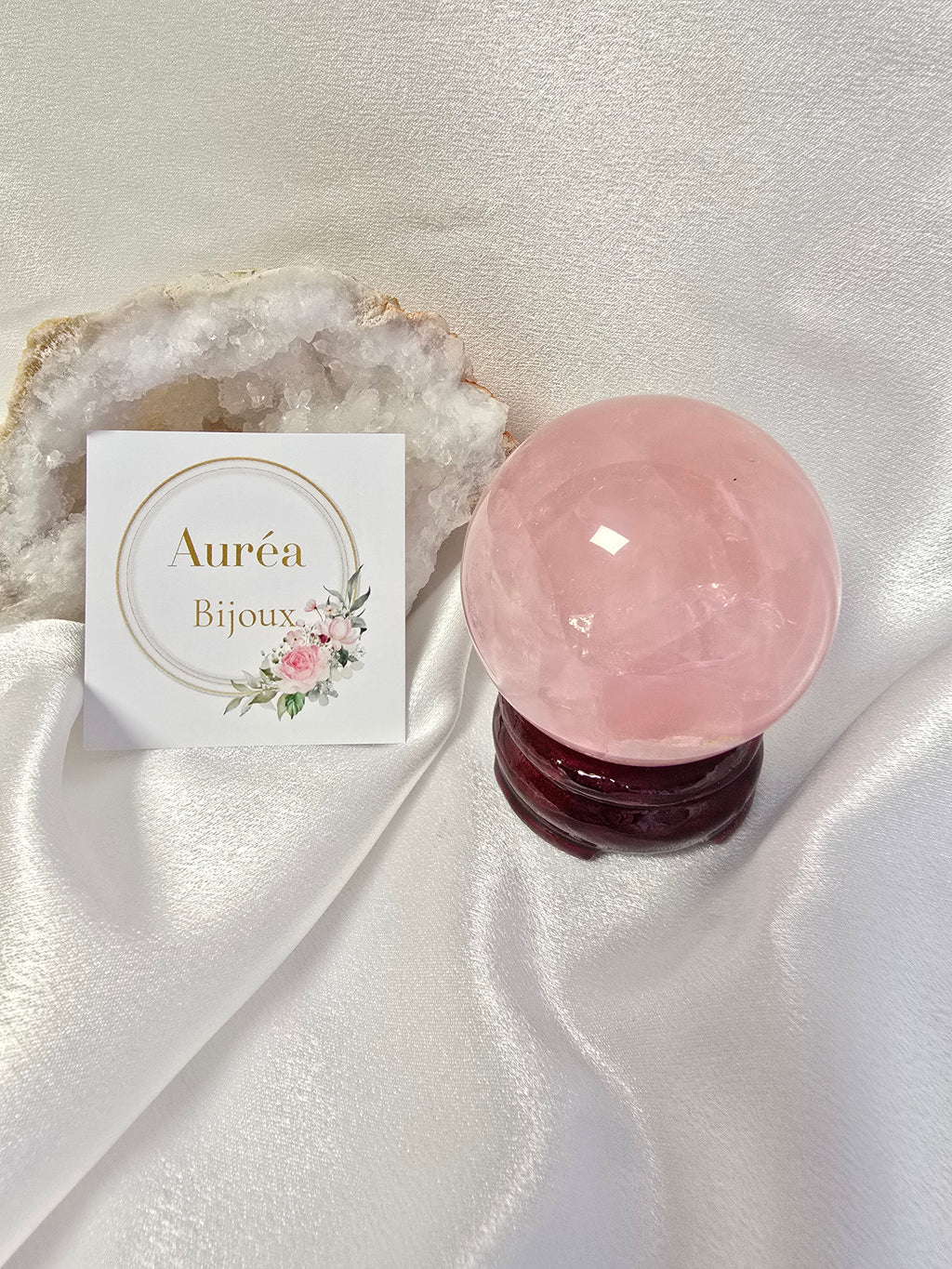 Sphère de quartz rose