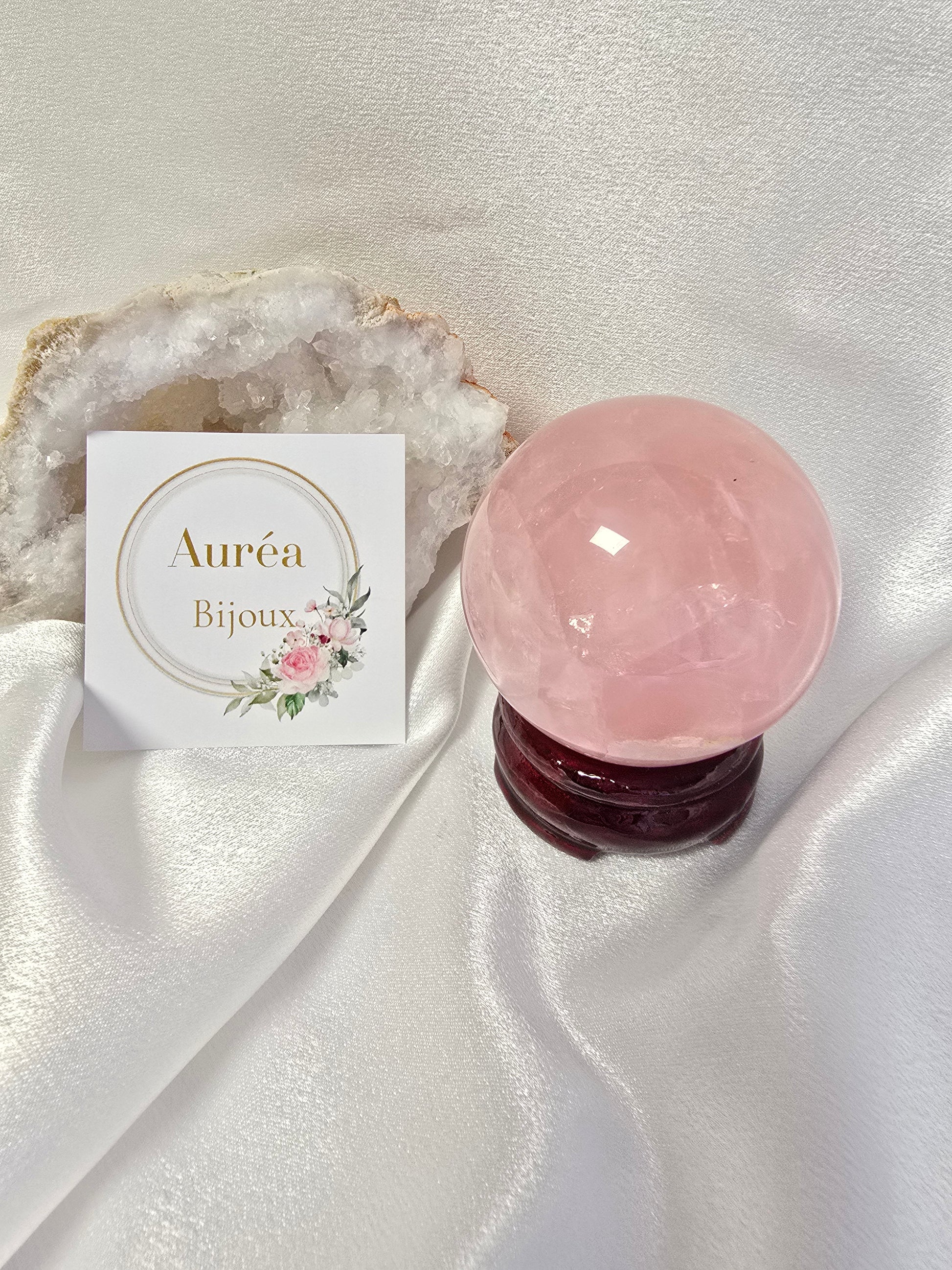 Sphère de quartz rose