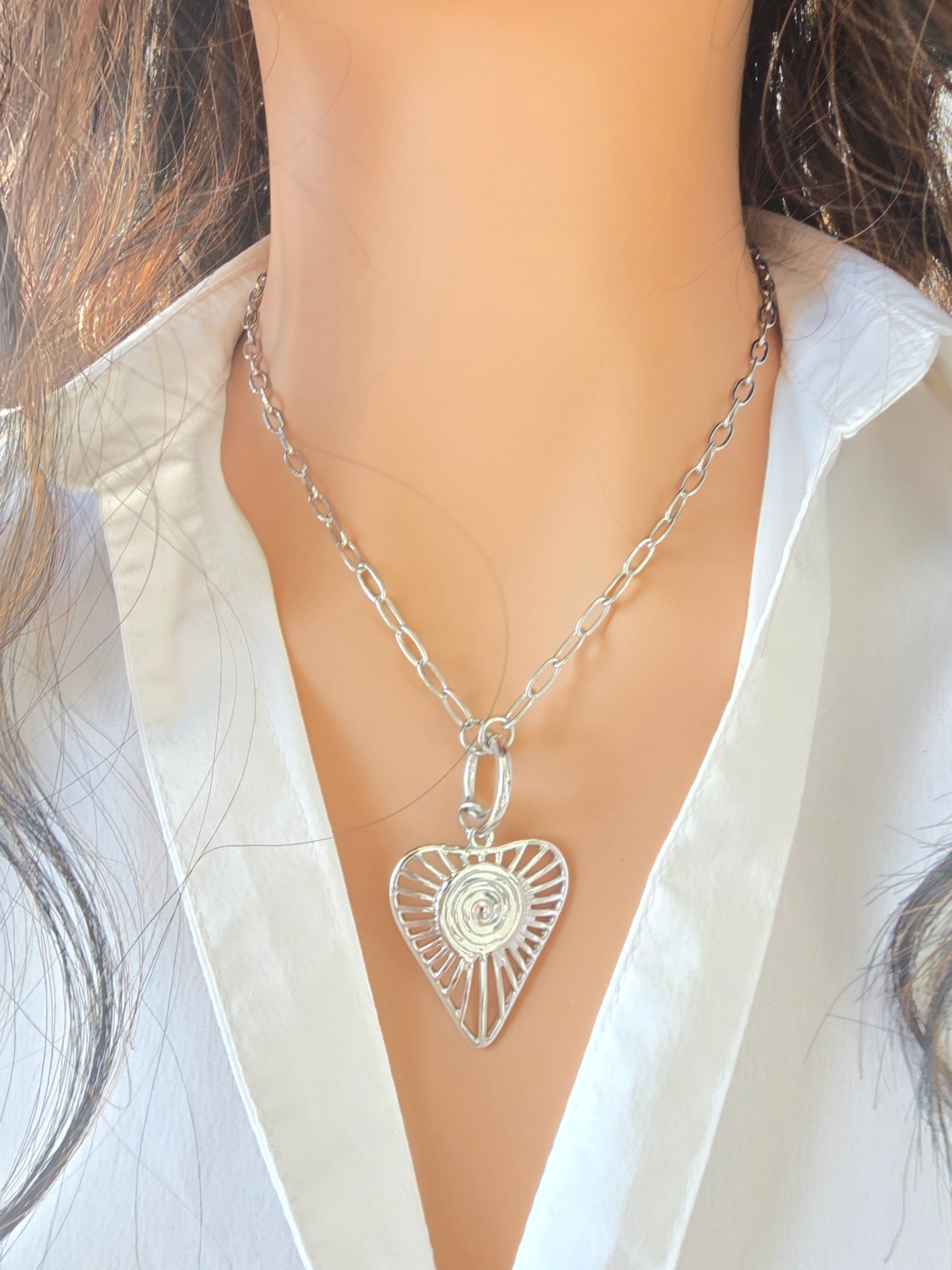 Collier Curly  - Pendentif Cœur Solaire Acier Inoxydable | Bijou Romantique Or et Ame BIjoux