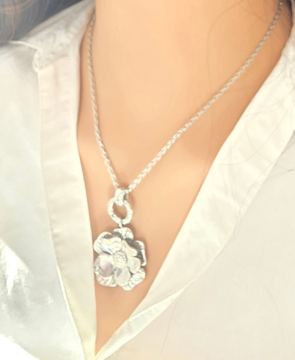 Collier KALE Pendentif Fleur Texturé Acier Inoxydable | Or et Ame Bijoux