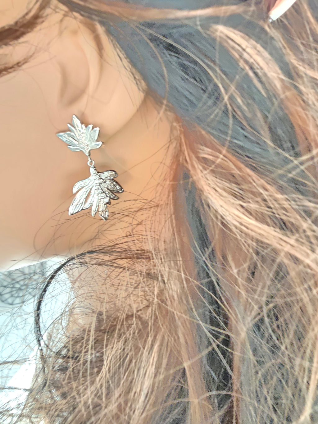 Boucles d'oreilles Cendrine  - Puces Feuilles Zirconium Acier Inoxydable Or et Ame Bijoux