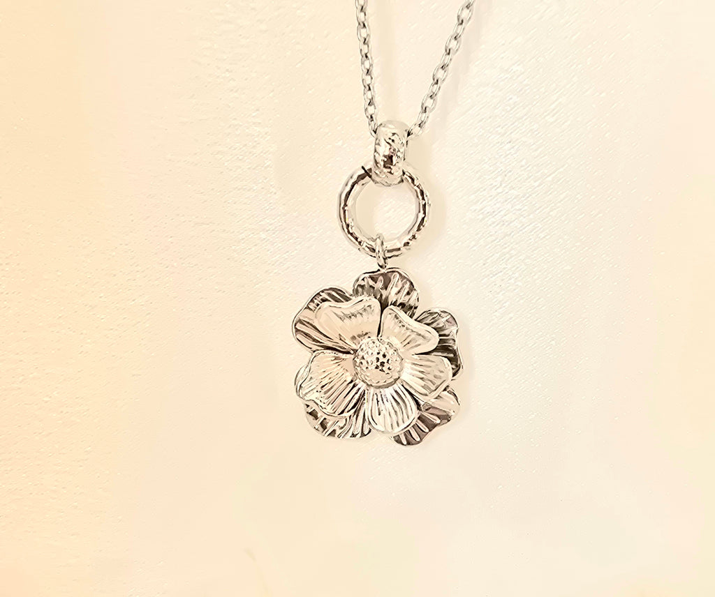 Collier KALE Pendentif Fleur Texturé Acier Inoxydable | Or et Ame Bijoux