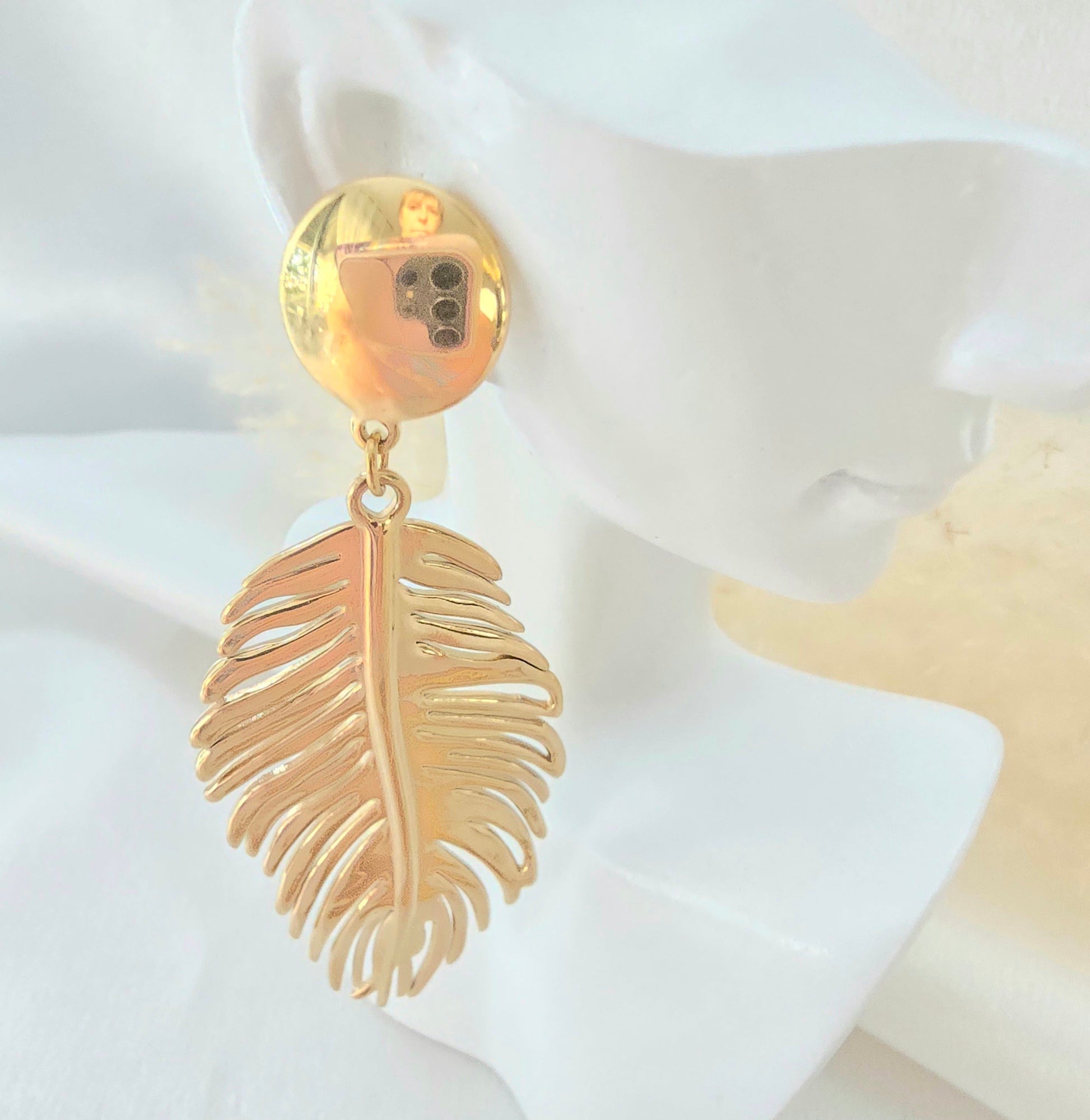 Boucles d'oreilles Melisa - Feuilles Pendantes Oversize Dorée Or et Ame Bijoux