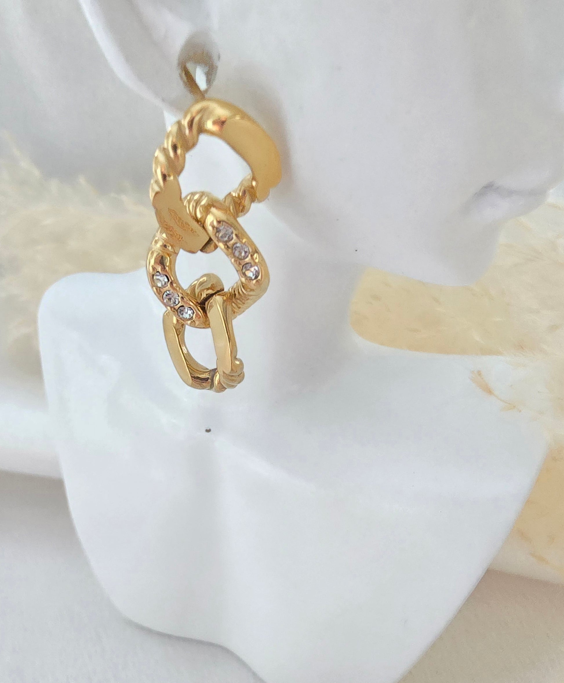 Boucles d'oreilles Cali TRiple Anneau Zirconium - Or et Ame Bijoux