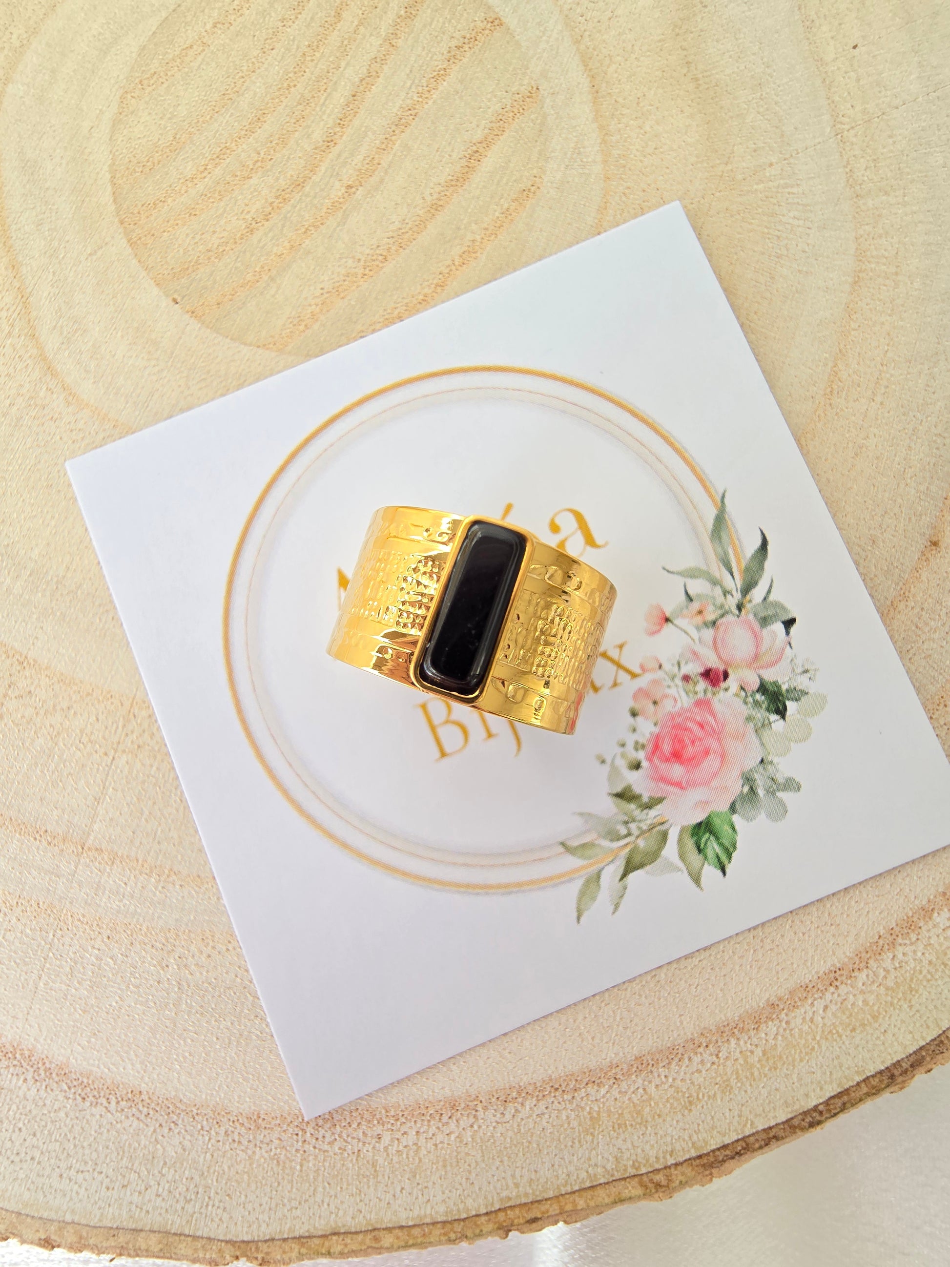 Bague ADY Martelée Pierre ONYX Rectangulaire - Acier Inoxydable doré / Or et Ame Bijoux