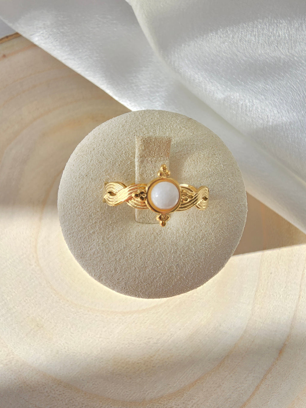 Bague DANA Pierre Naturelle - Quartz Rose & Nacre | Or et Ame Bijoux