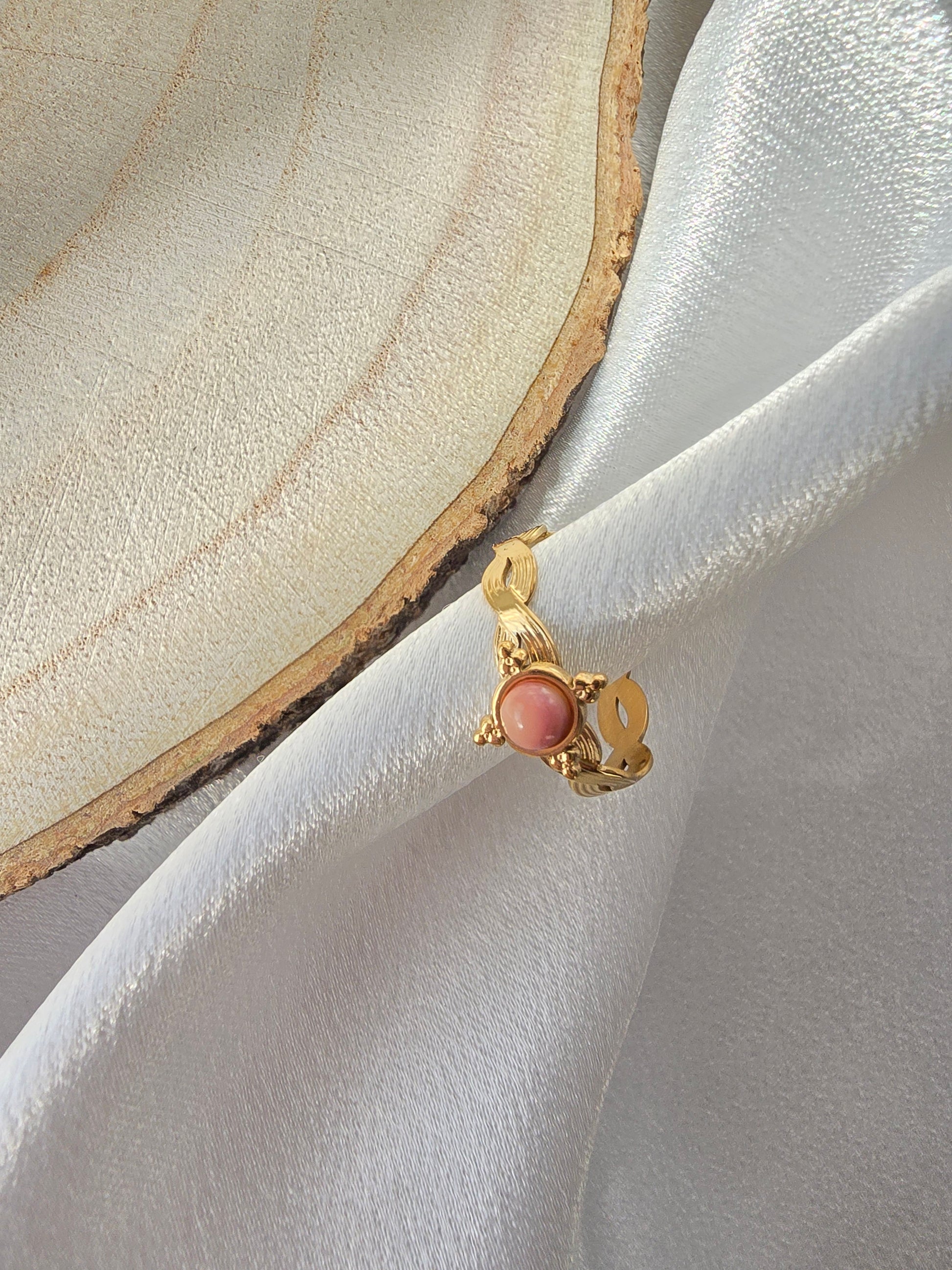 Bague DANA Pierre Naturelle - Quartz Rose & Nacre | Or et Ame Bijoux