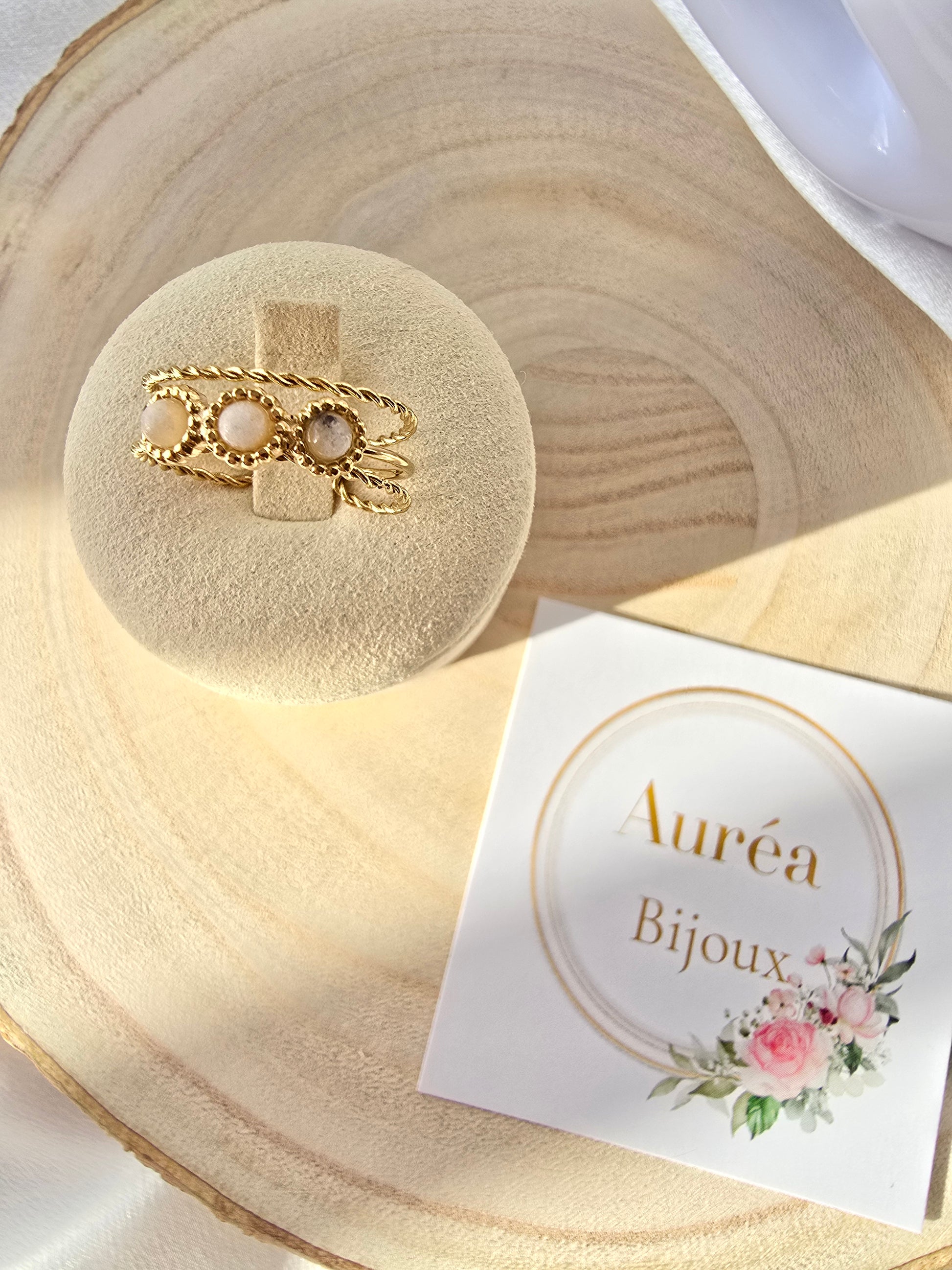 Bague LISE- Triple Rang Howlite - Pierre Naturelle | Or et Ame Bijoux