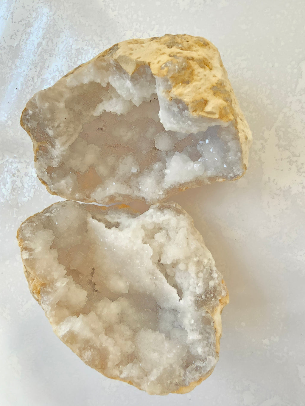 Demi-Géode de Cristal de Roche - 500g - Moitié Séparée - Qualité Extra