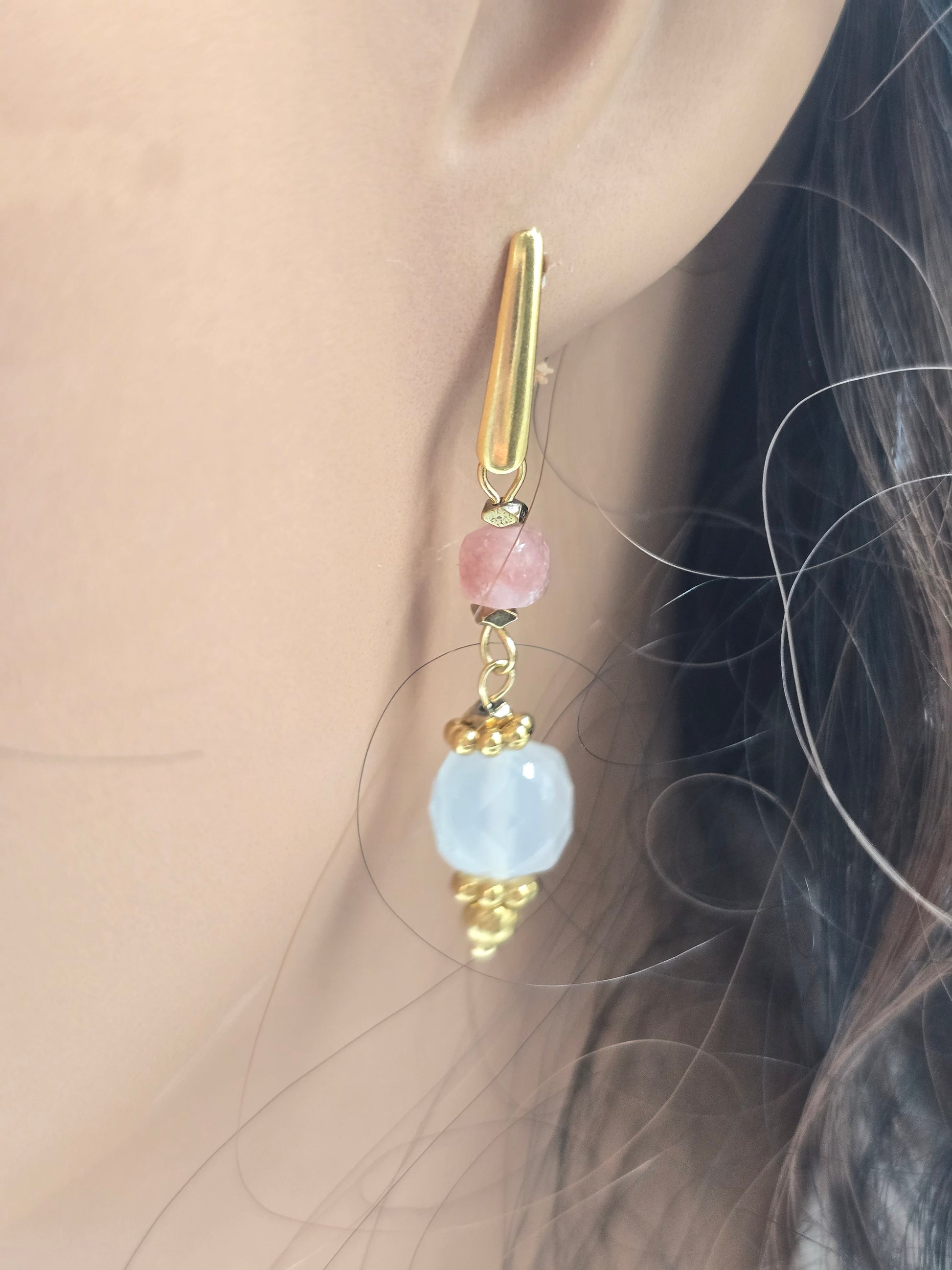 Boucles d'Oreilles KAEL Pendantes Quartz Rose Cristal Roche Lépidolite | Or et Âme Bijoux