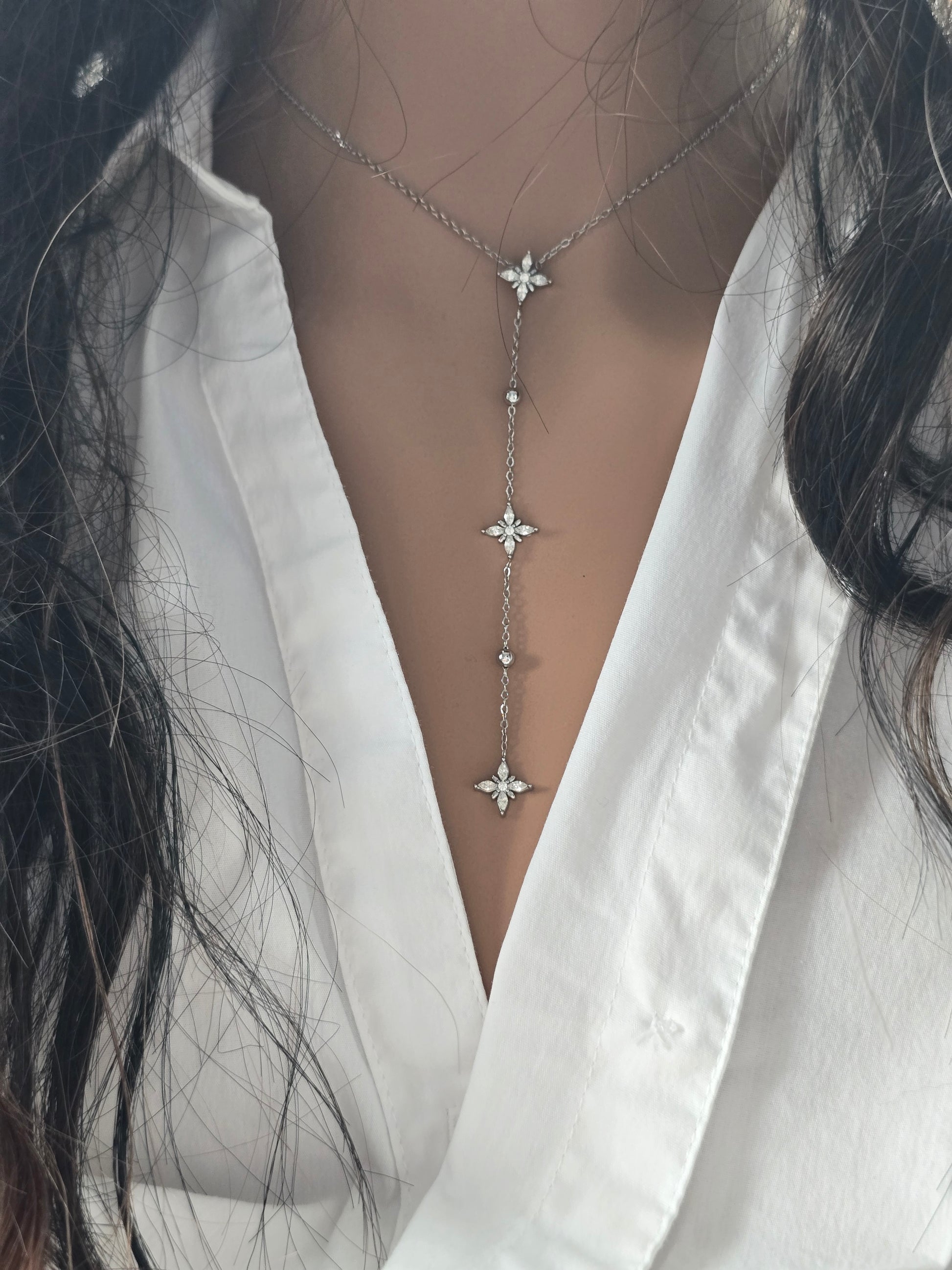 Collier Fiby - Chaîne Y Étoiles Scintillantes Doré - Acier Inoxydable | Or et Âme