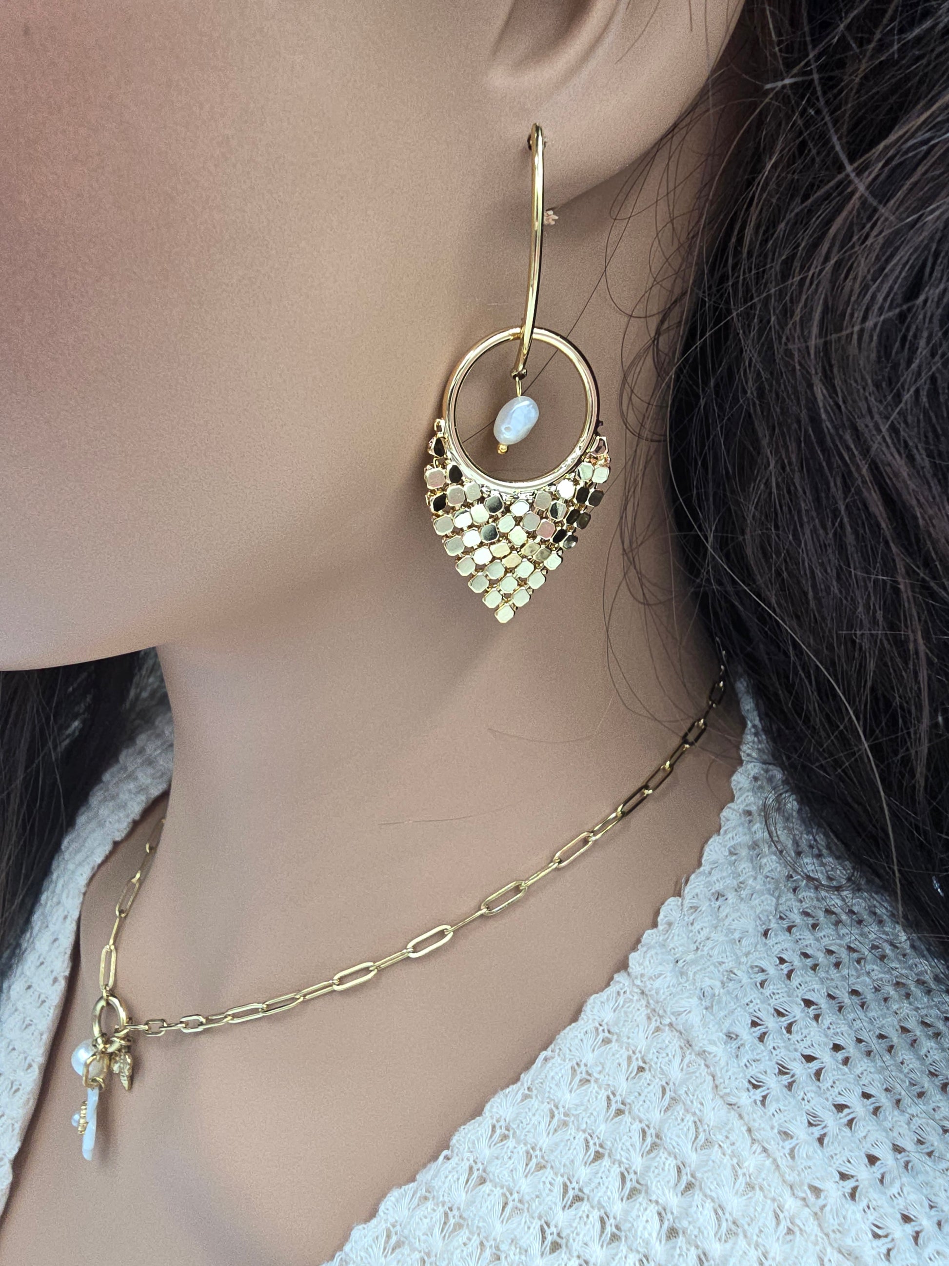 Boucles d'Oreilles LOUVIA Perles d'Eau Douce Acier Inoxydable Doré | Or et Âme Bijoux