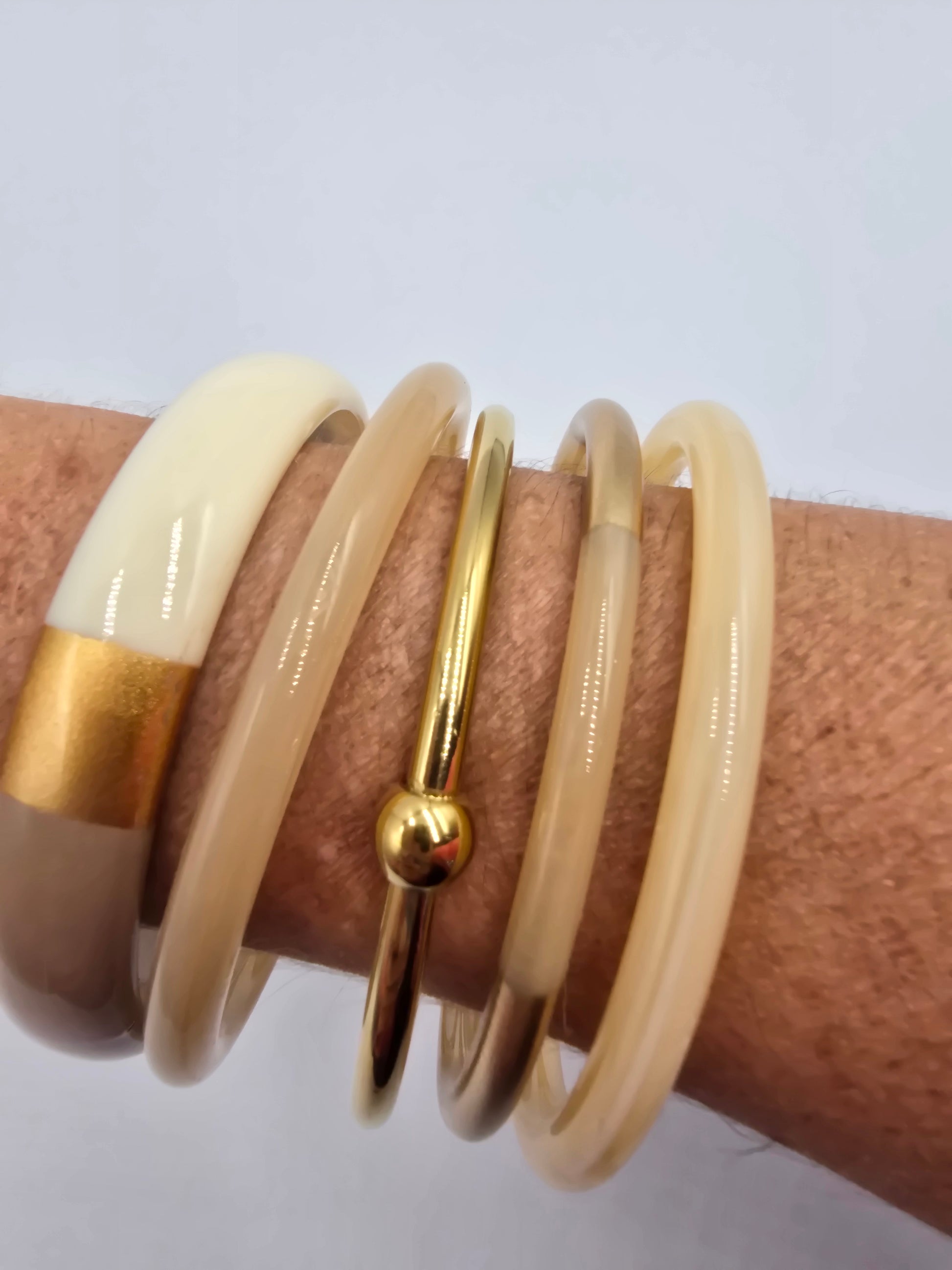 Bracelet BIANCA - Jonc Résine & Lune Dorée - Rose Doux ou Beige Doré