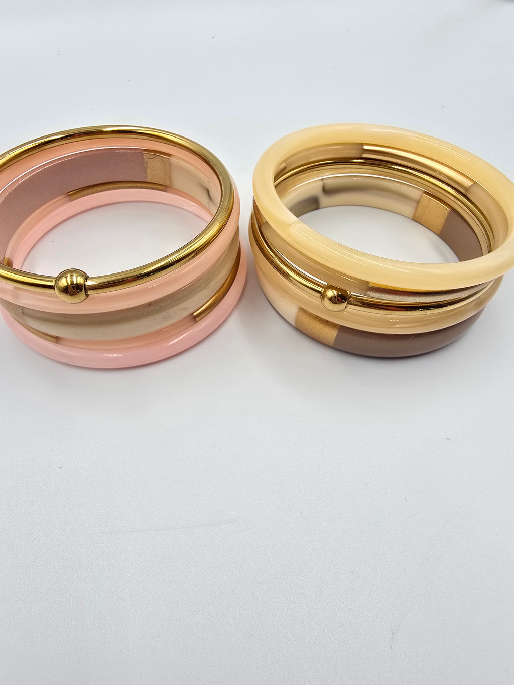 Bracelet BIANCA - Jonc Résine & Lune Dorée - Rose Doux ou Beige Doré