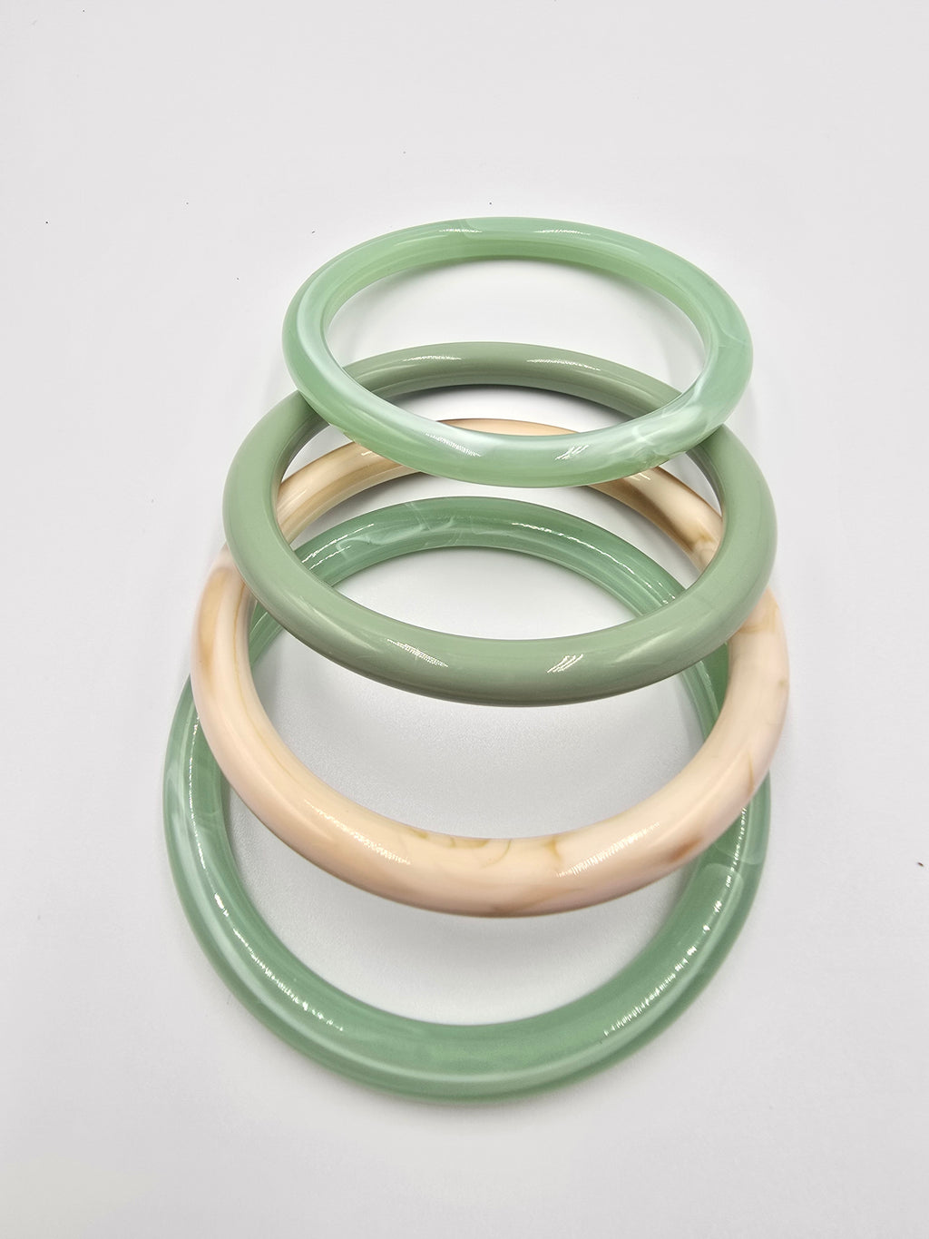 Bracelet ESTINE - Jonc Résine Coloré - Vert, Rose ou Fushia - 6,5cm