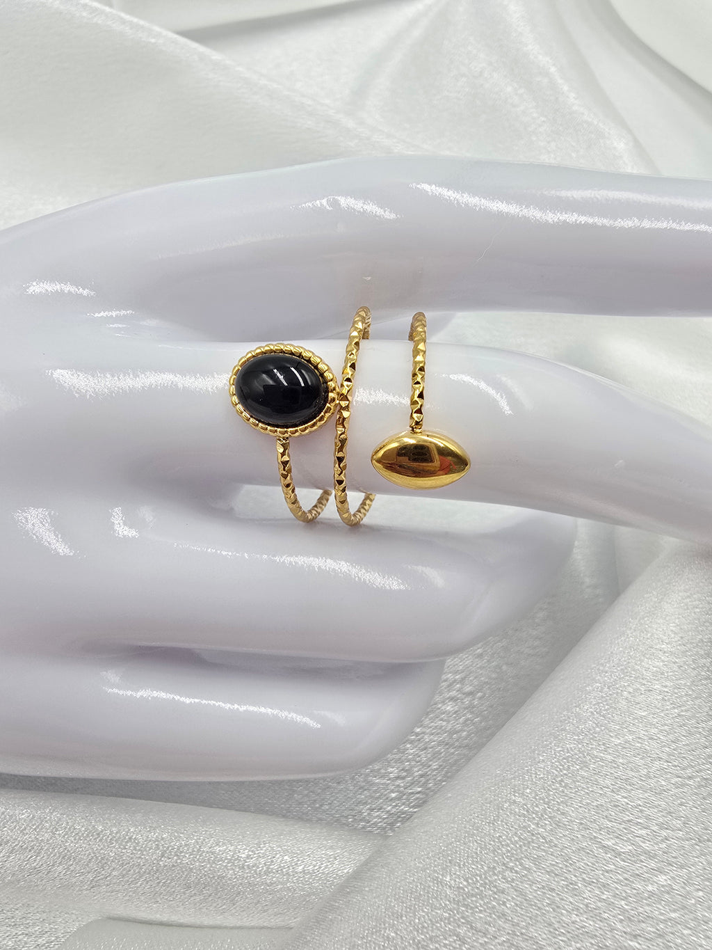 Bague ANISSA - Pierre de Lune, Turquoise Africaine ou Tourmaline Noire - Triple Anneau Doré