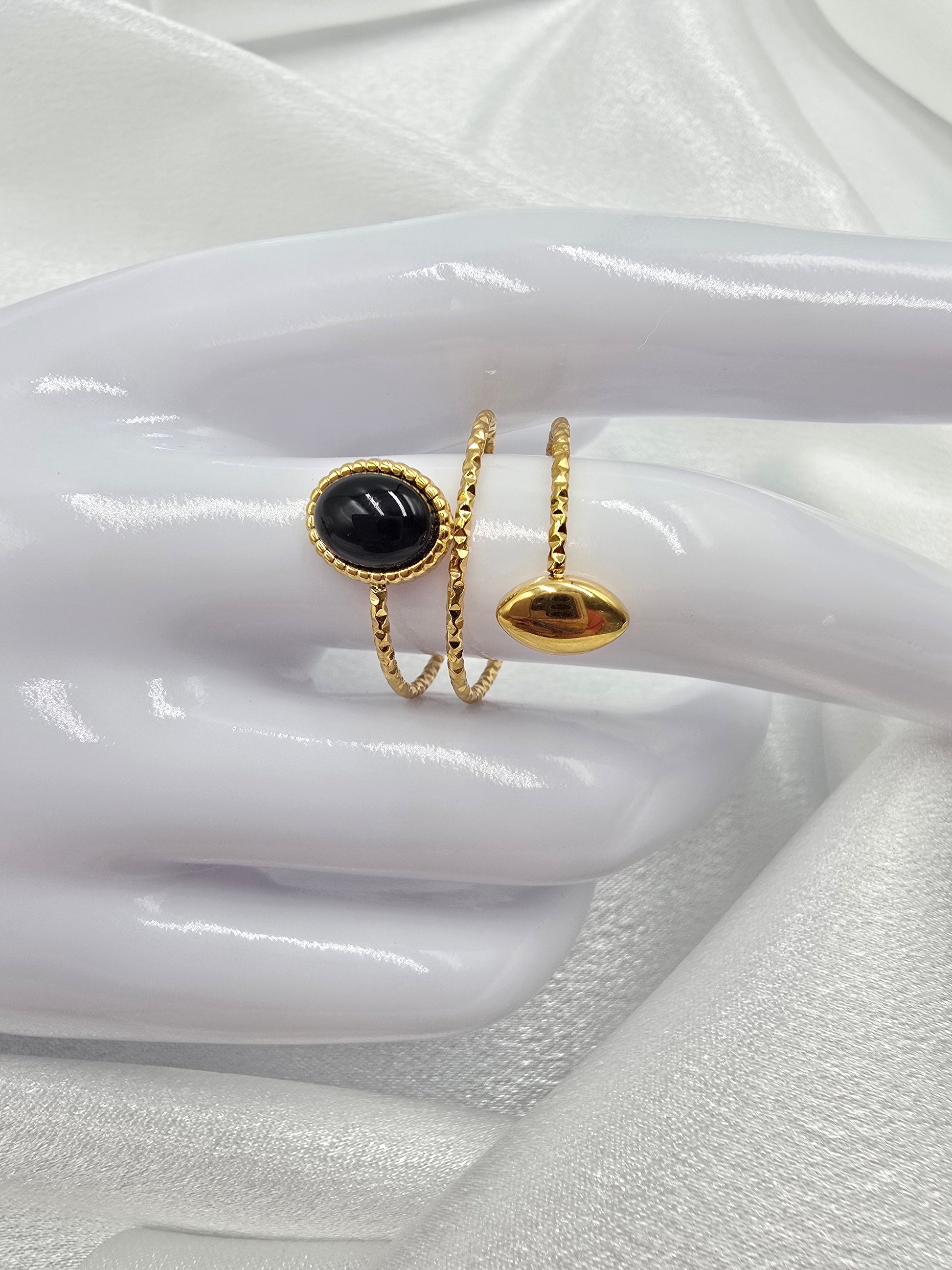 Bague ANISSA - Pierre de Lune, Turquoise Africaine ou Tourmaline Noire - Triple Anneau Doré