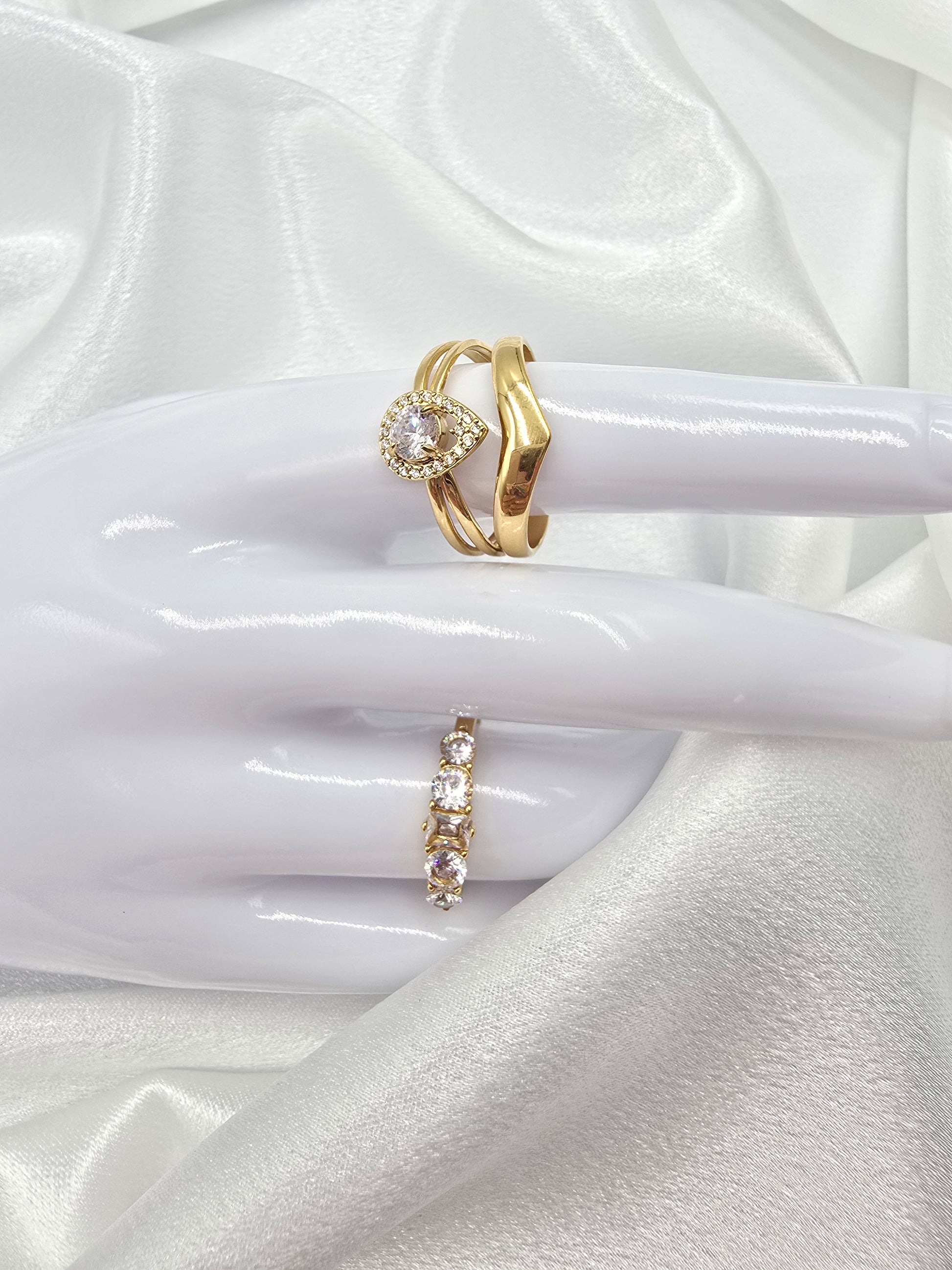 Bague ENORA - 5 Oxydes de Zirconium - Alliance Dorée Élégante