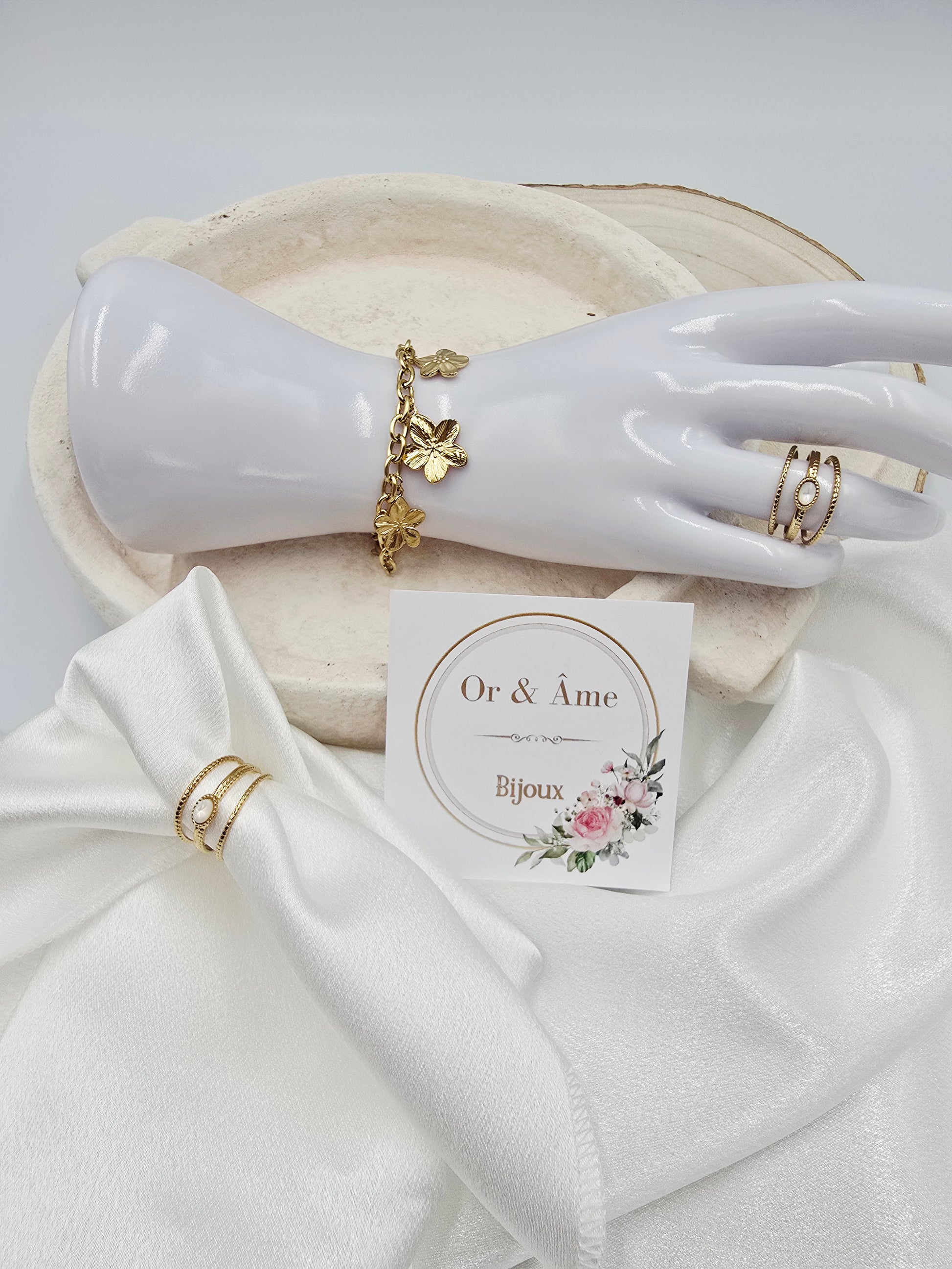 Bracelet Flora – Chaîne Pampilles Fleurs Sculptées- doré ou argenté