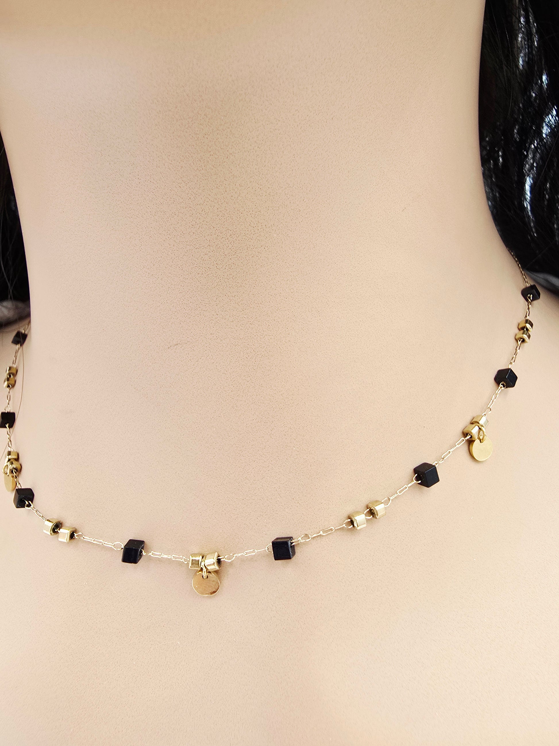 Collier BETTY | Perles Naturelles Tourmaline ou Onyx | Pampilles Dorées | Acier Inoxydable | Or et Âme Bijoux