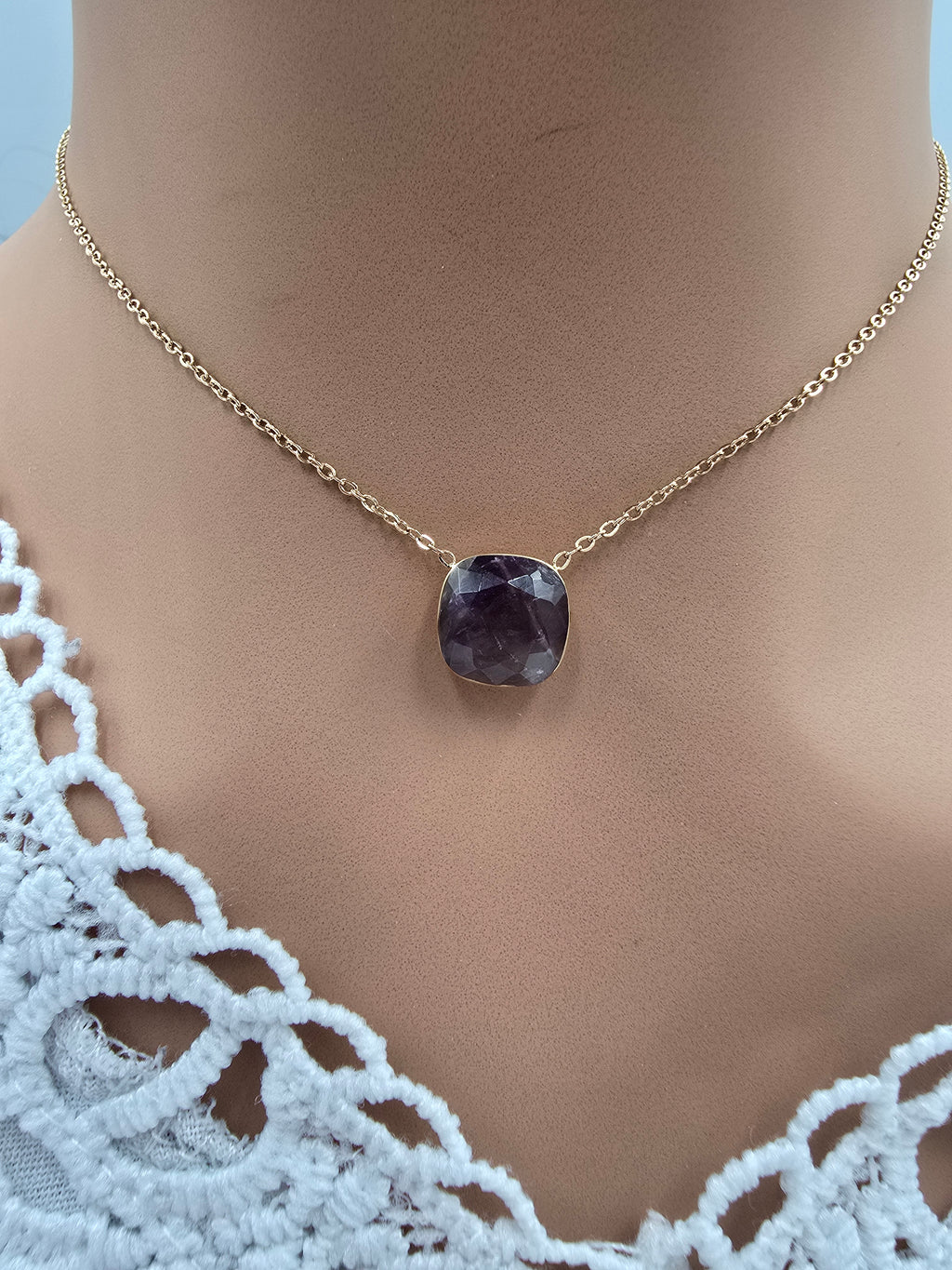 Collier ESMÉE | Pierre Naturelle Rhodonite ou Améthyste | Acier Inoxydable Doré | Or et Âme Bijoux