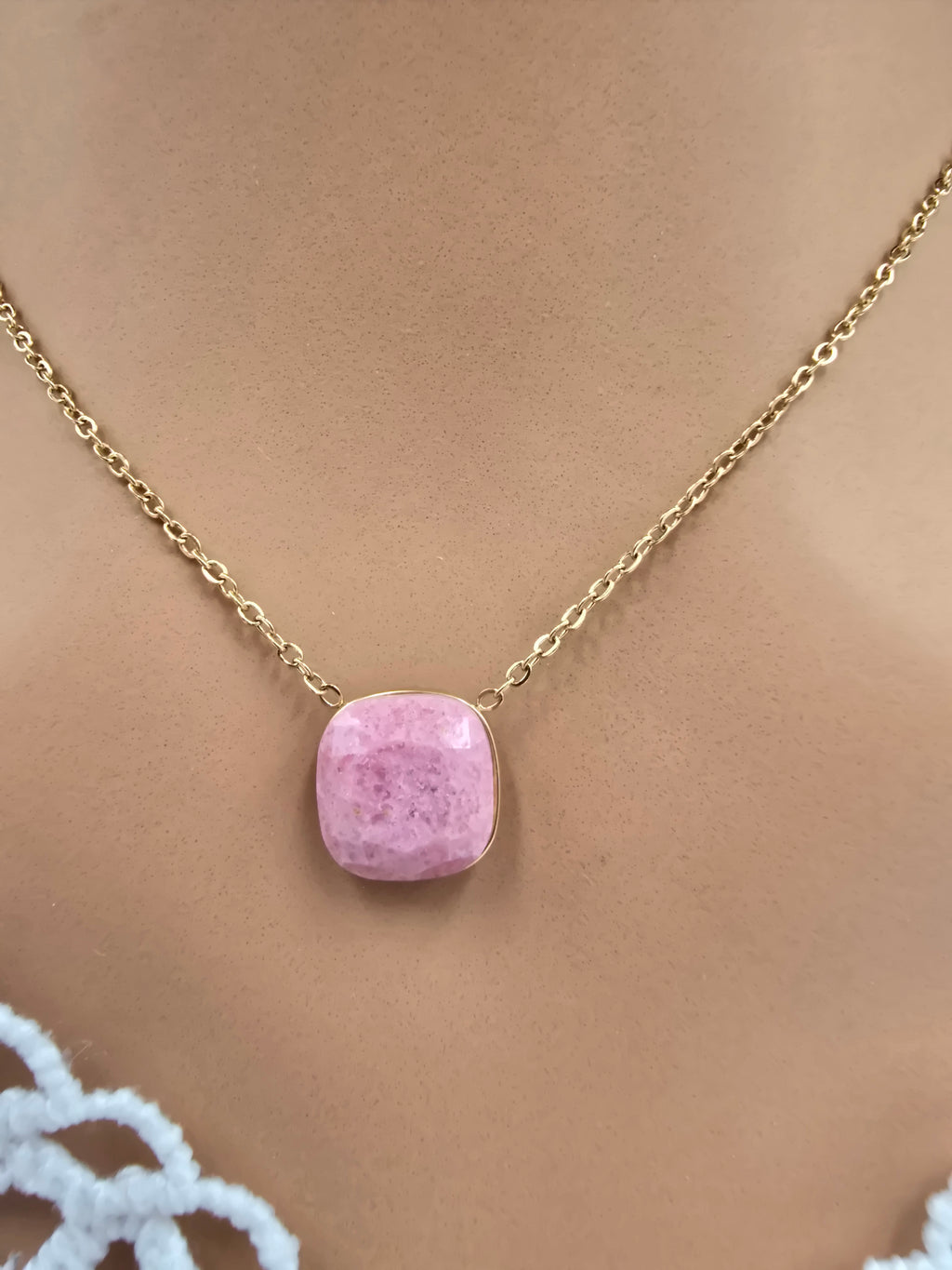 Collier ESMÉE | Pierre Naturelle Rhodonite ou Améthyste | Acier Inoxydable Doré | Or et Âme Bijoux