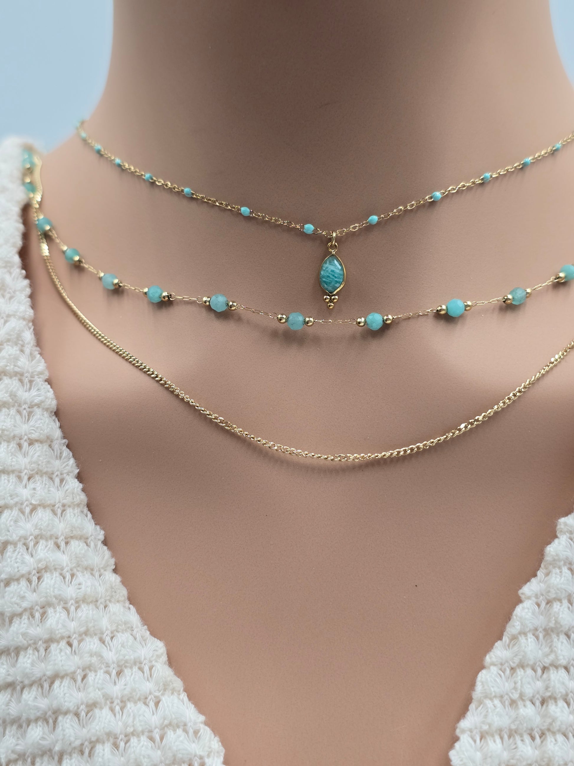 Collier ESTELINE – Agate Blanche, Amazonite, Labradorite ou Améthyste
