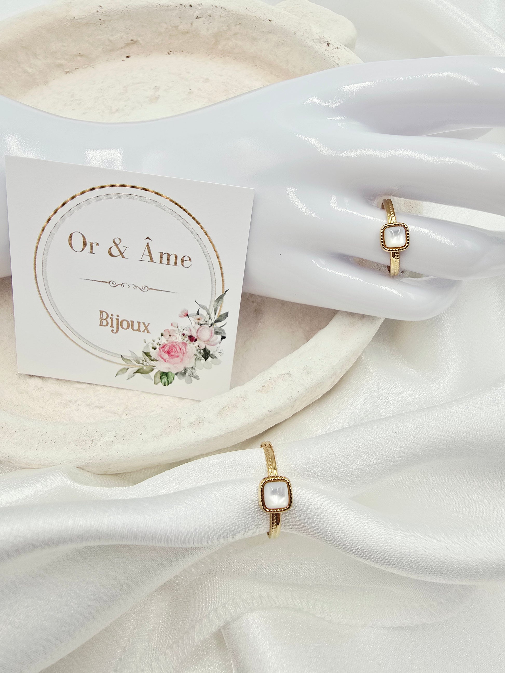Bague KANEL – Améthyste, Onyx ou Nacre