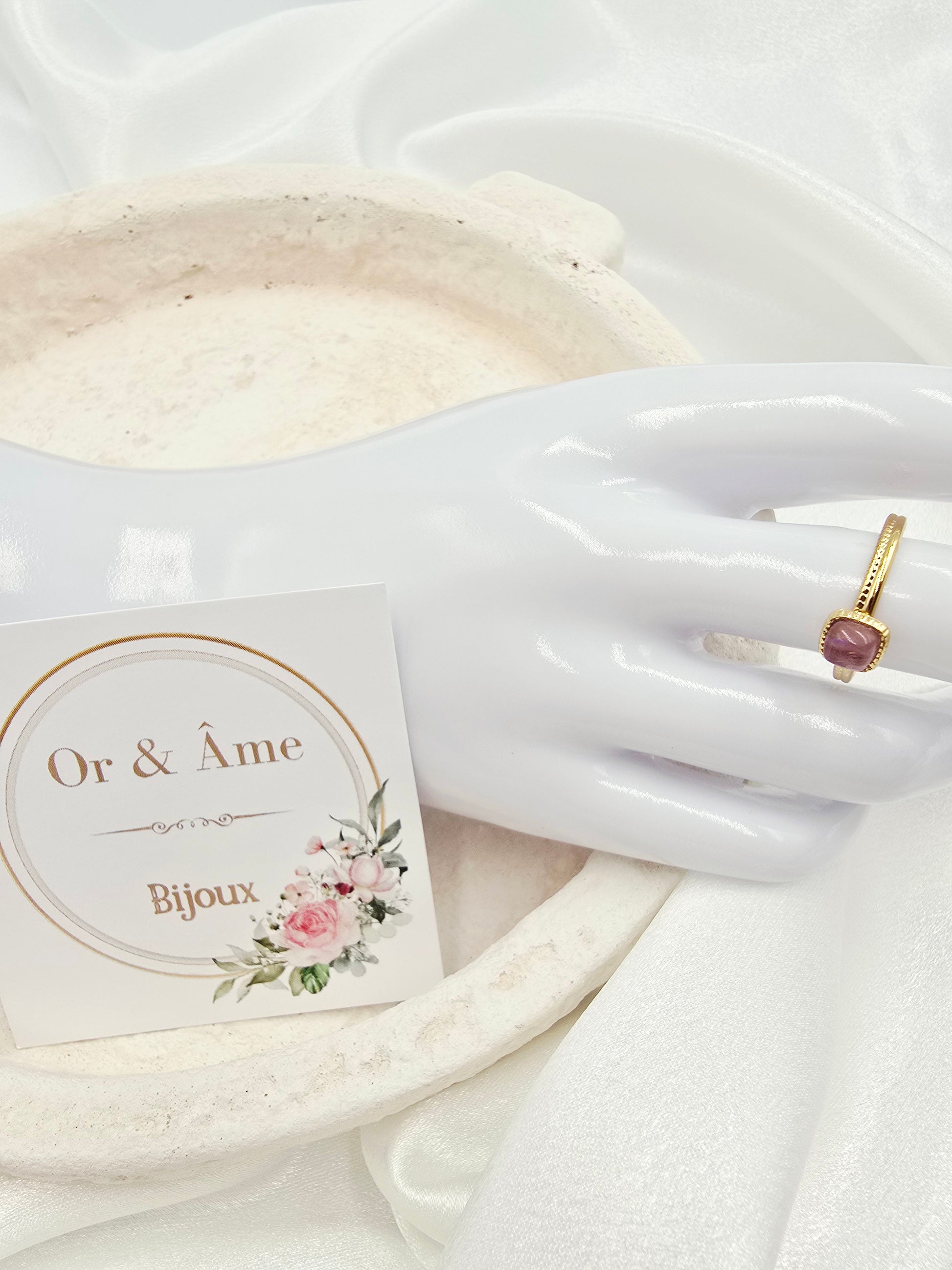 Bague KANEL – Améthyste, Onyx ou Nacre