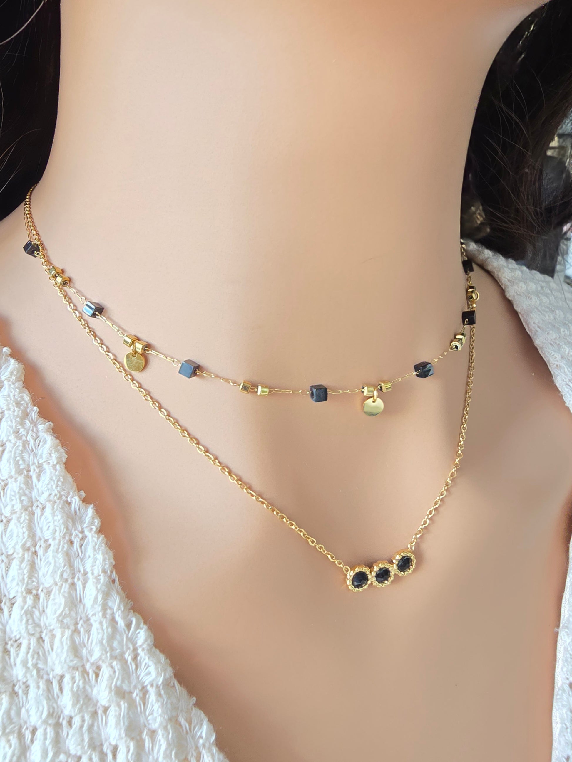 Collier BETTY | Perles Naturelles Tourmaline ou Onyx | Pampilles Dorées | Acier Inoxydable | Or et Âme Bijoux