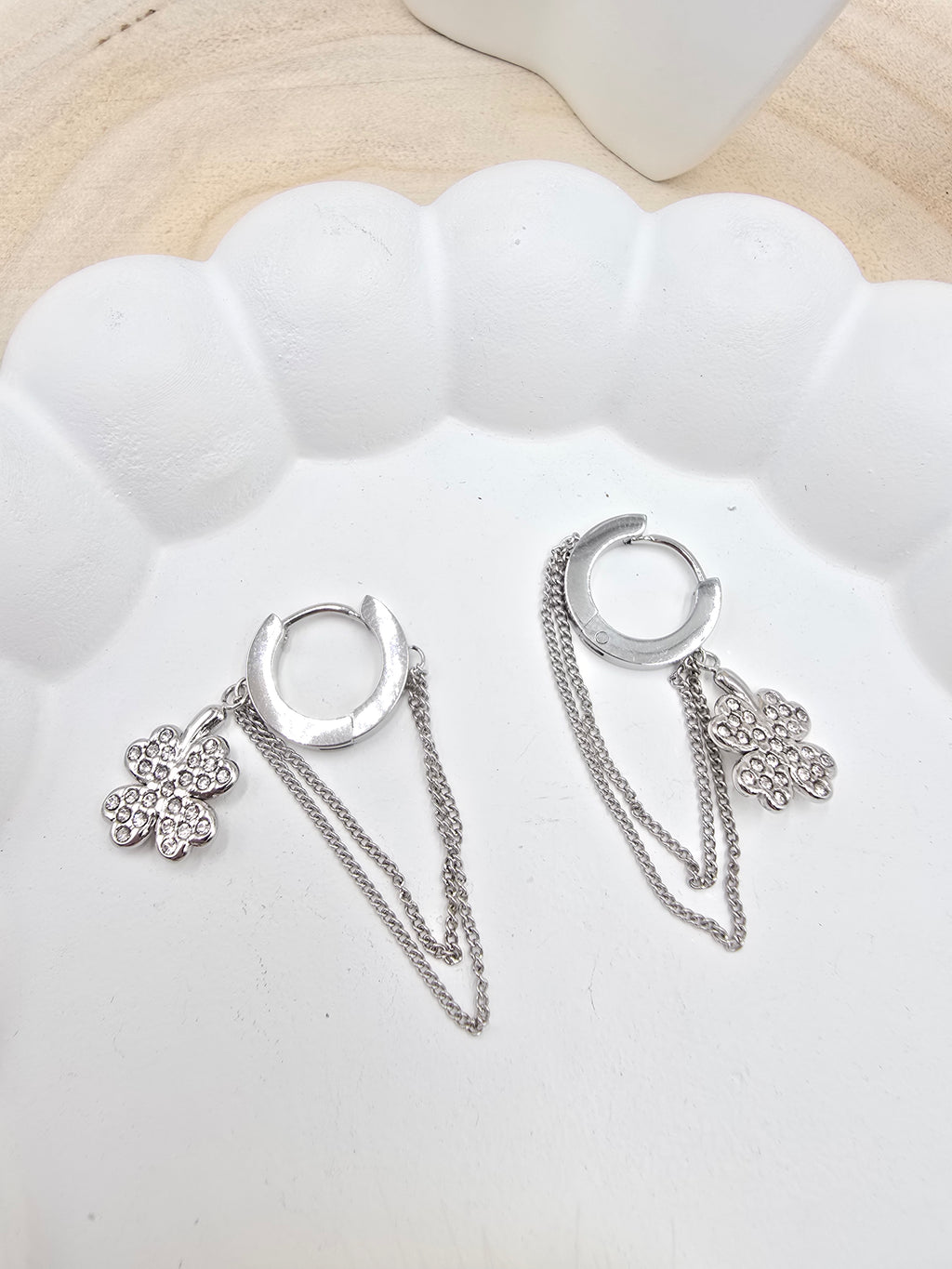 Boucles d'Oreilles ROXI | Zircones & Chaînes Pendantes | Or et Âme Bijoux