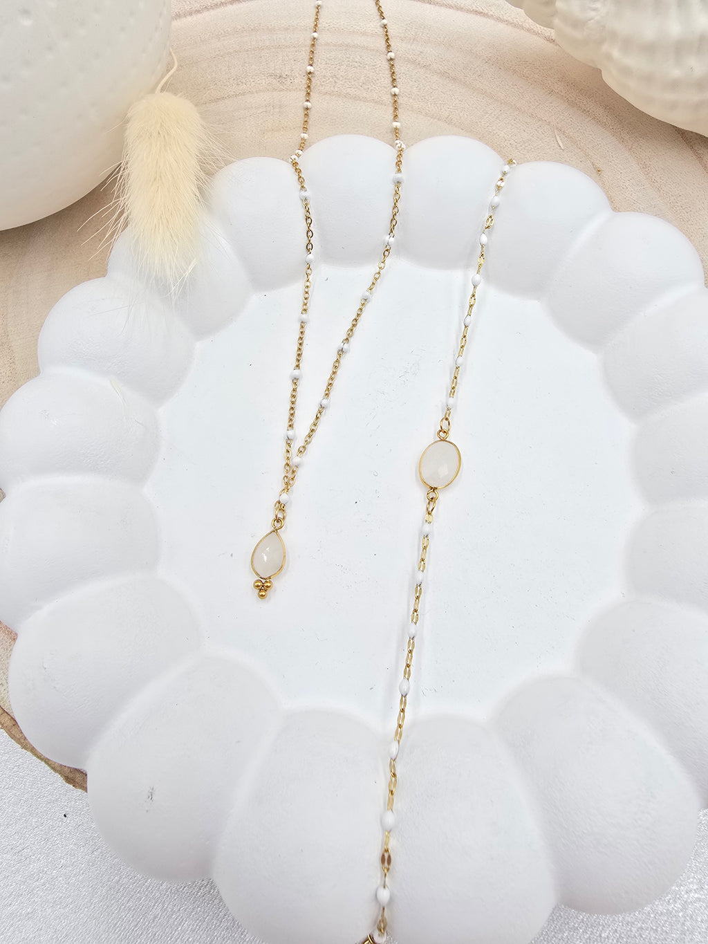 Bracelet ESTELINE | Maille Émail & Pendentif Pierre Naturelle Ovale | Or et Âme Bijoux