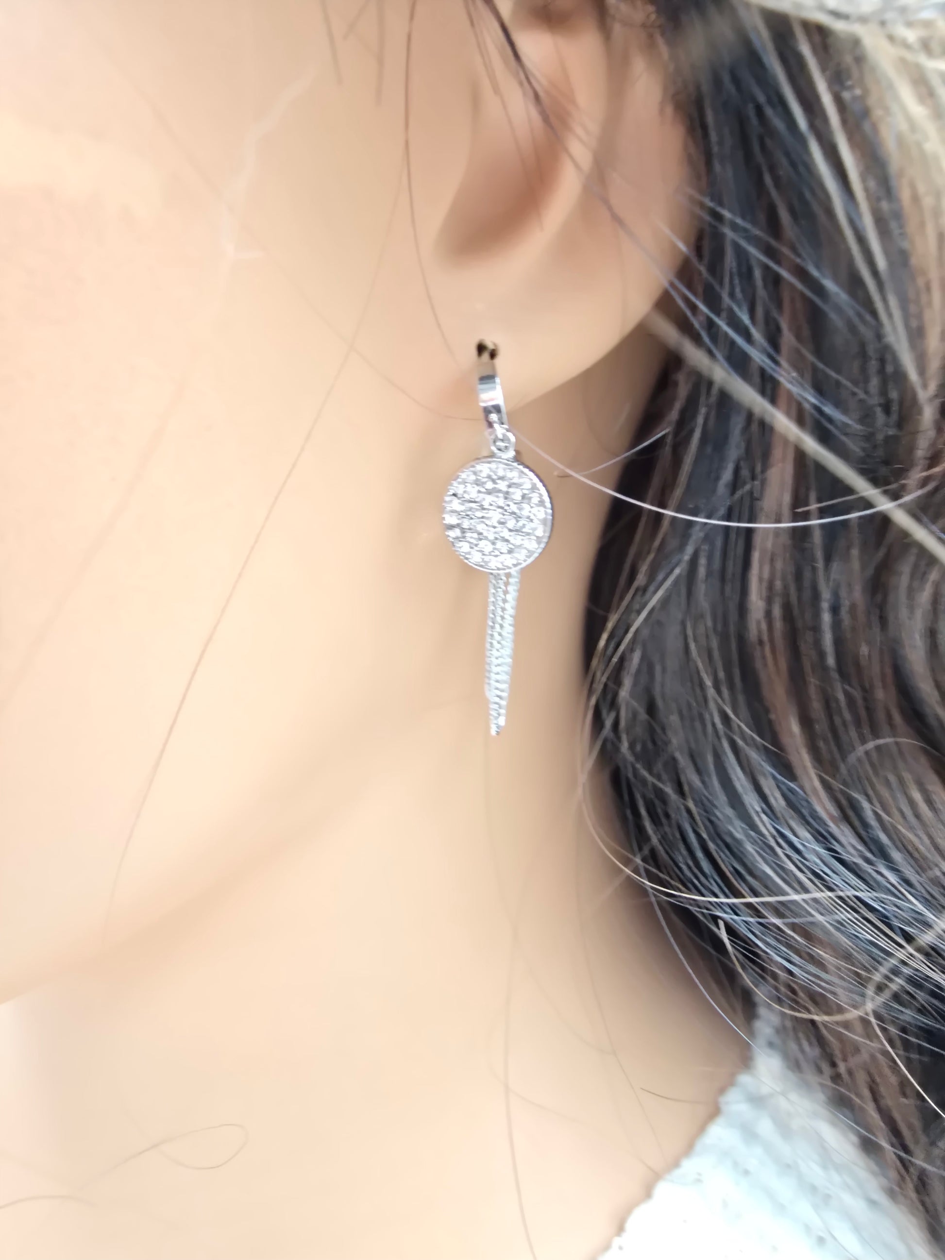 Boucles d'Oreilles ROXI | Zircones & Chaînes Pendantes | Or et Âme Bijoux