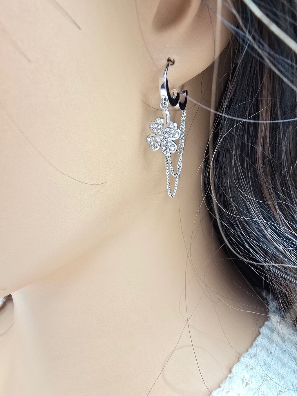 Boucles d'Oreilles ROXI | Zircones & Chaînes Pendantes | Or et Âme Bijoux