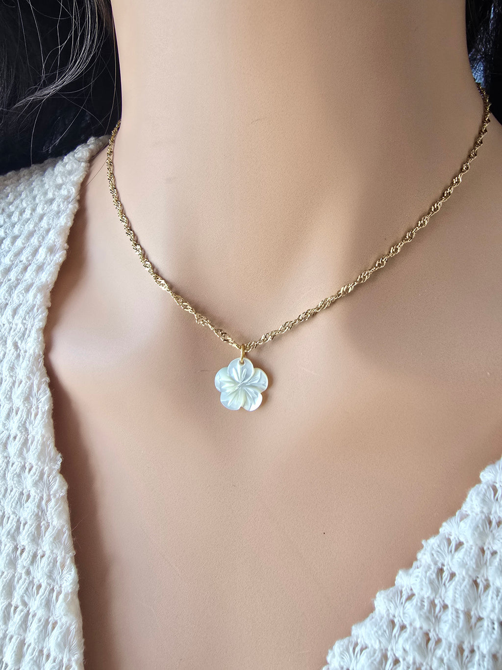 Collier Kassy – Fleur de Nacre