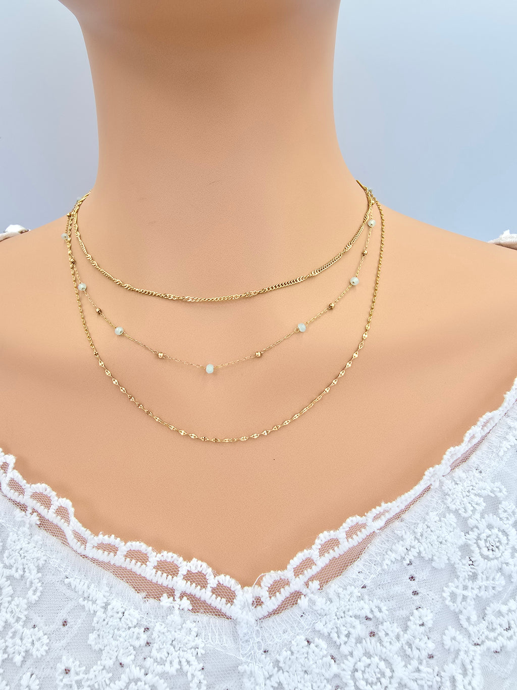 Collier Elya – 3 Rangs Dorés & Pâtes de Verre
