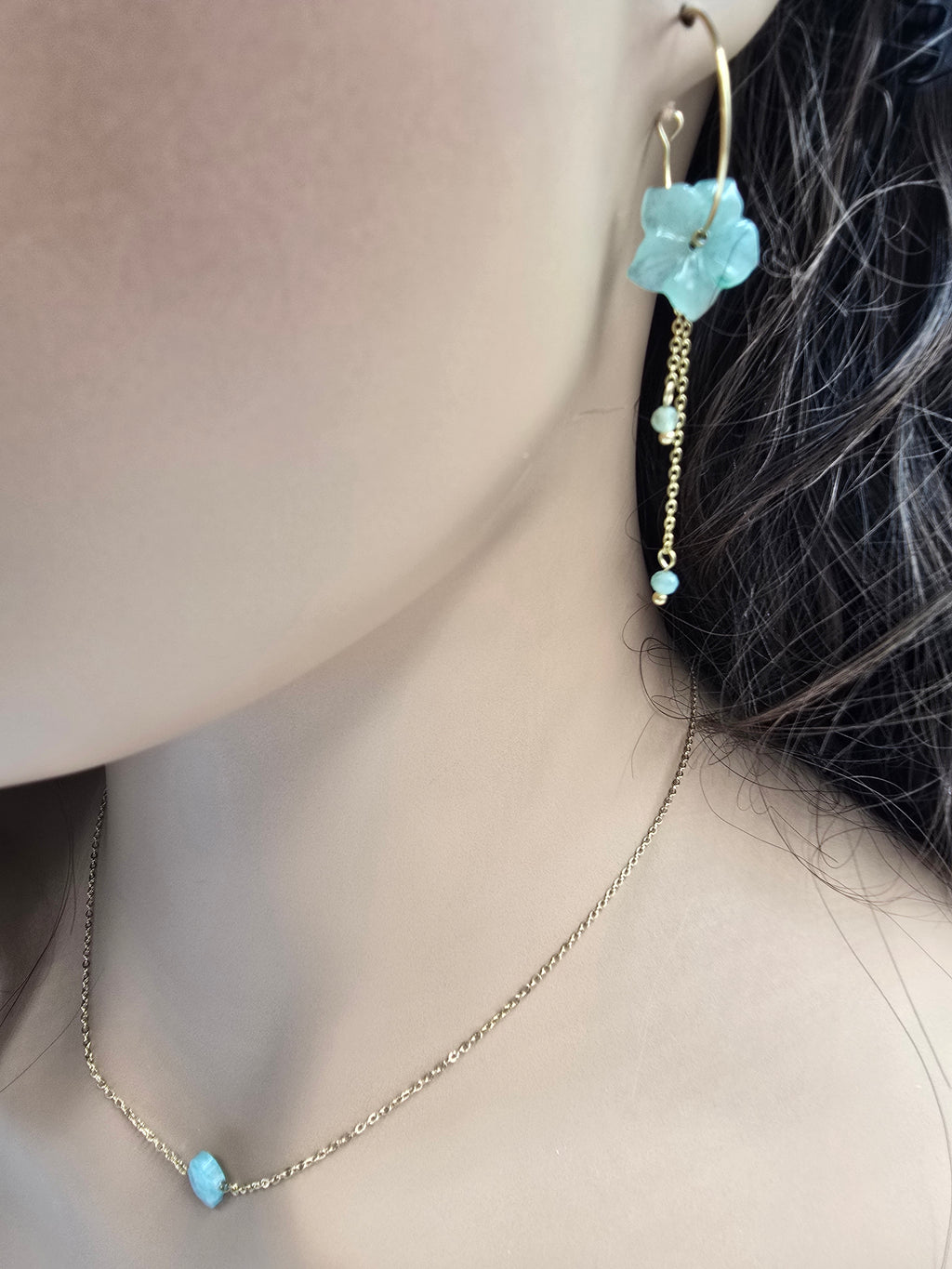 Collier Cassi – Trèfle en Amazonite sur Chaîne Dorée
