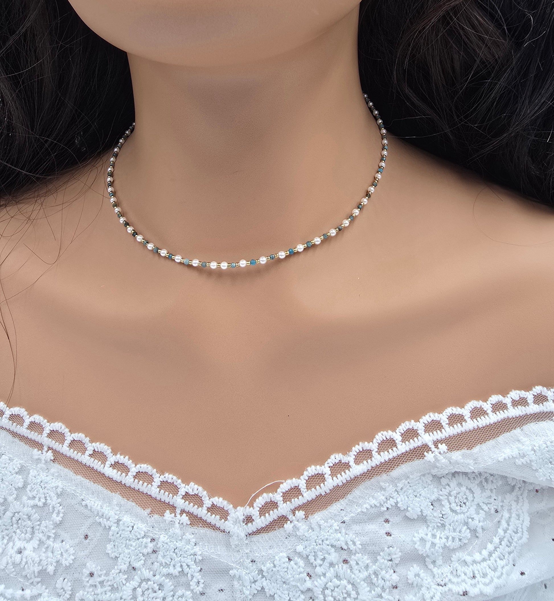 Collier Eden – Ras de Cou Perles & Pierres Naturelles