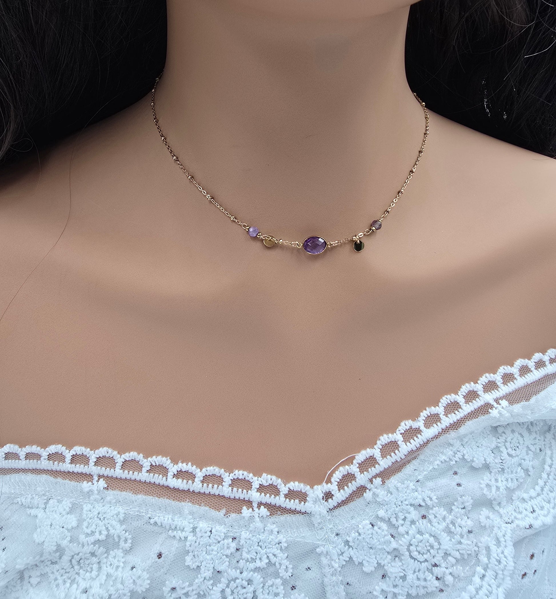 Collier Maurine – Pierre Naturelle & Sequins Dorés