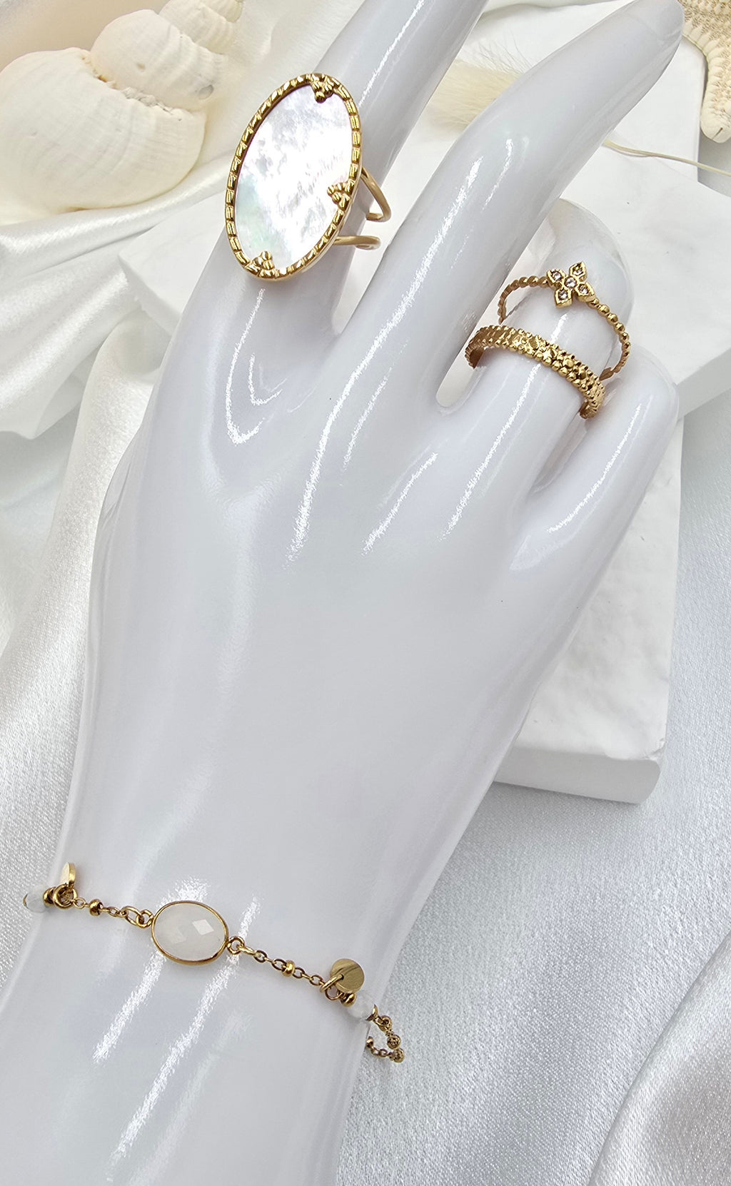 Bracelet Maurine – Pierre Naturelle & Sequins Dorés