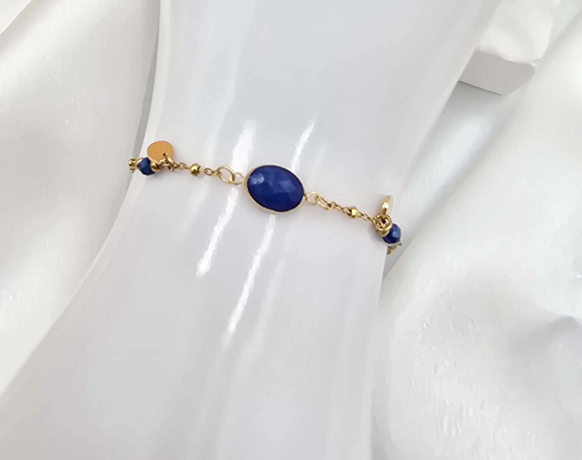 Bracelet Maurine – Pierre Naturelle & Sequins Dorés