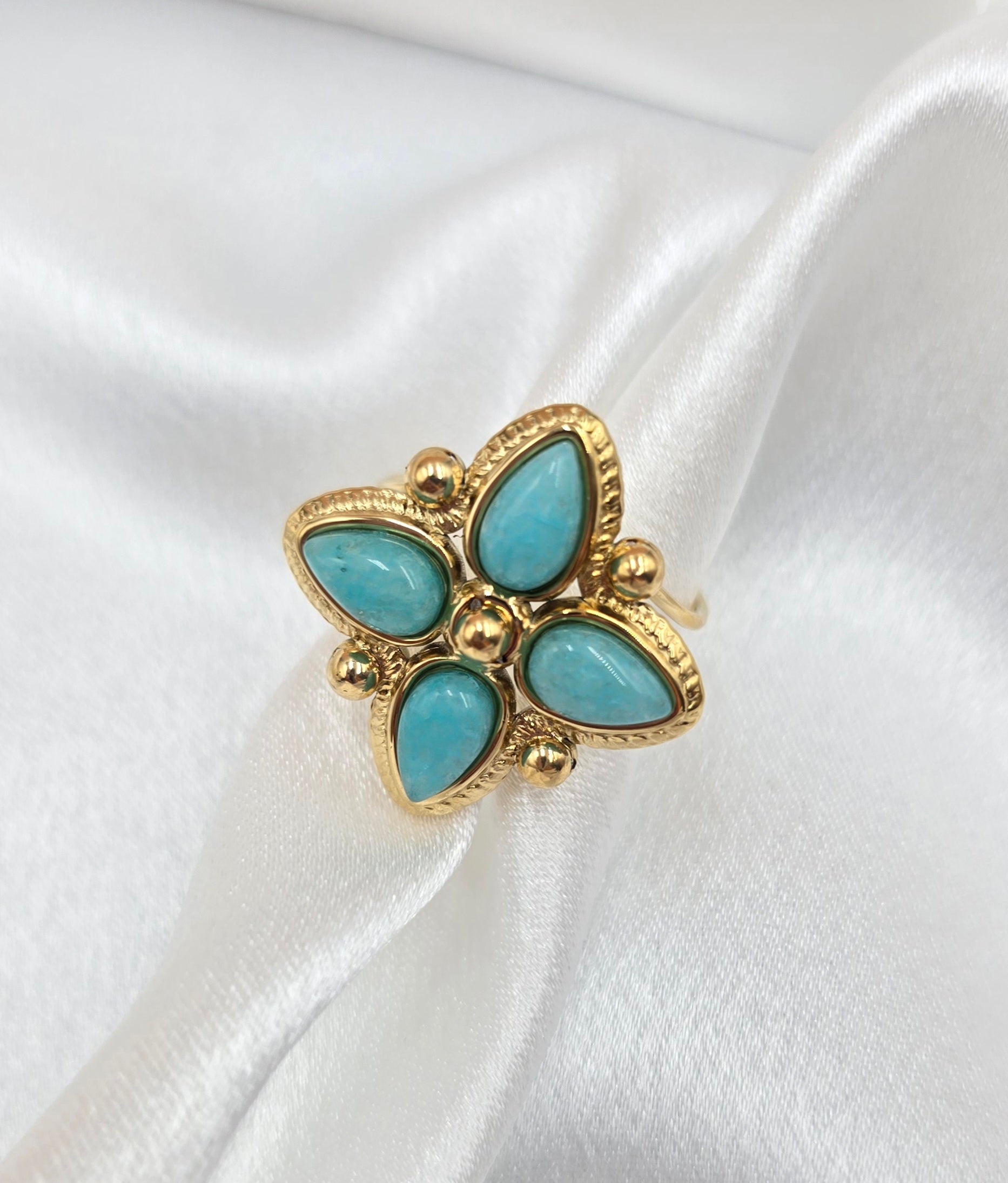 Bague Santorin – Motif Trèfle Doré & Amazonite