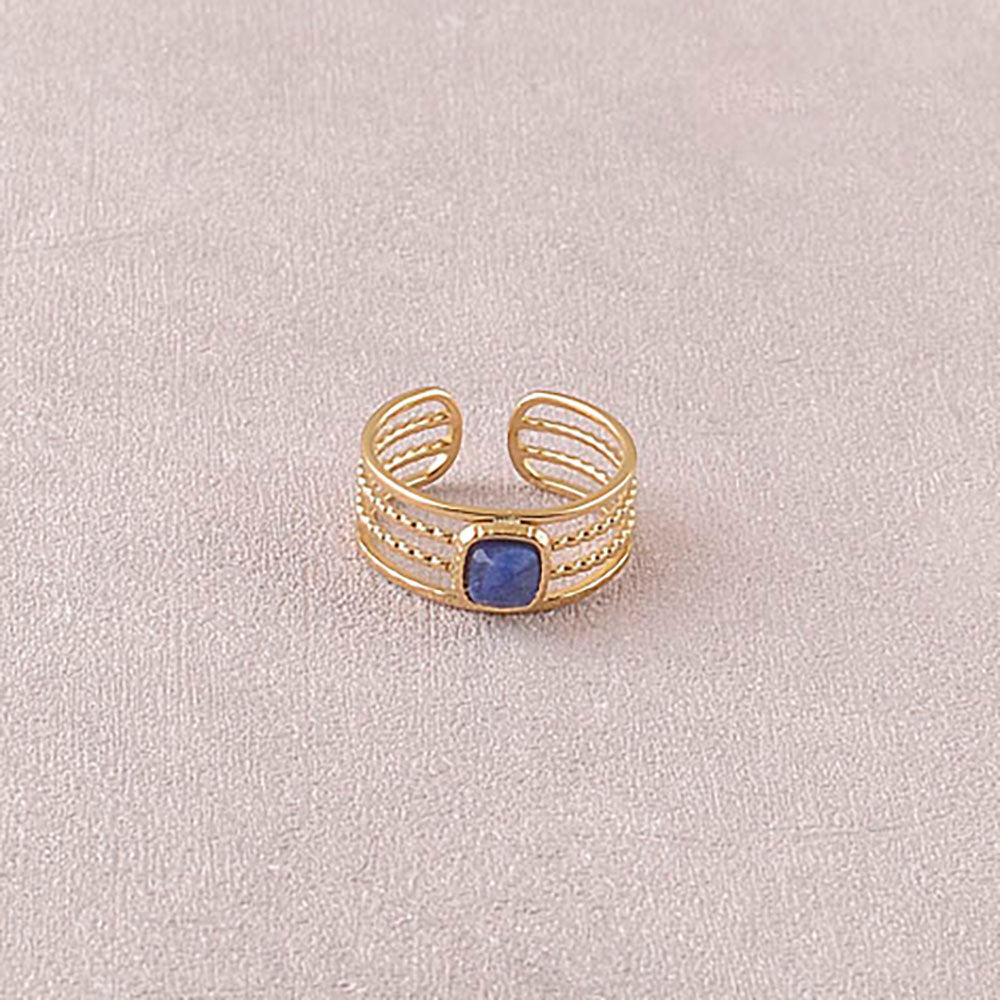 Bague Amaé – 4 Rangs & Pierre Naturelle Carrée